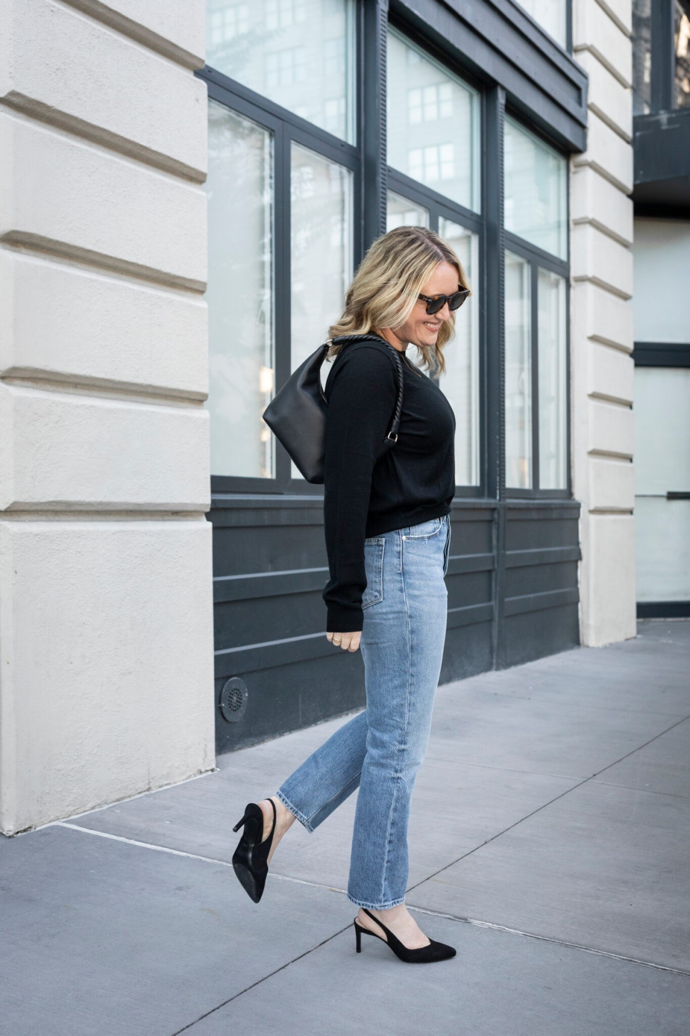 Fall outfit with jeans and slingbacks 

Low heeled slingback mule
Dinner out look 
Autumn wardrobe 

#LTKSeasonal #LTKTravel