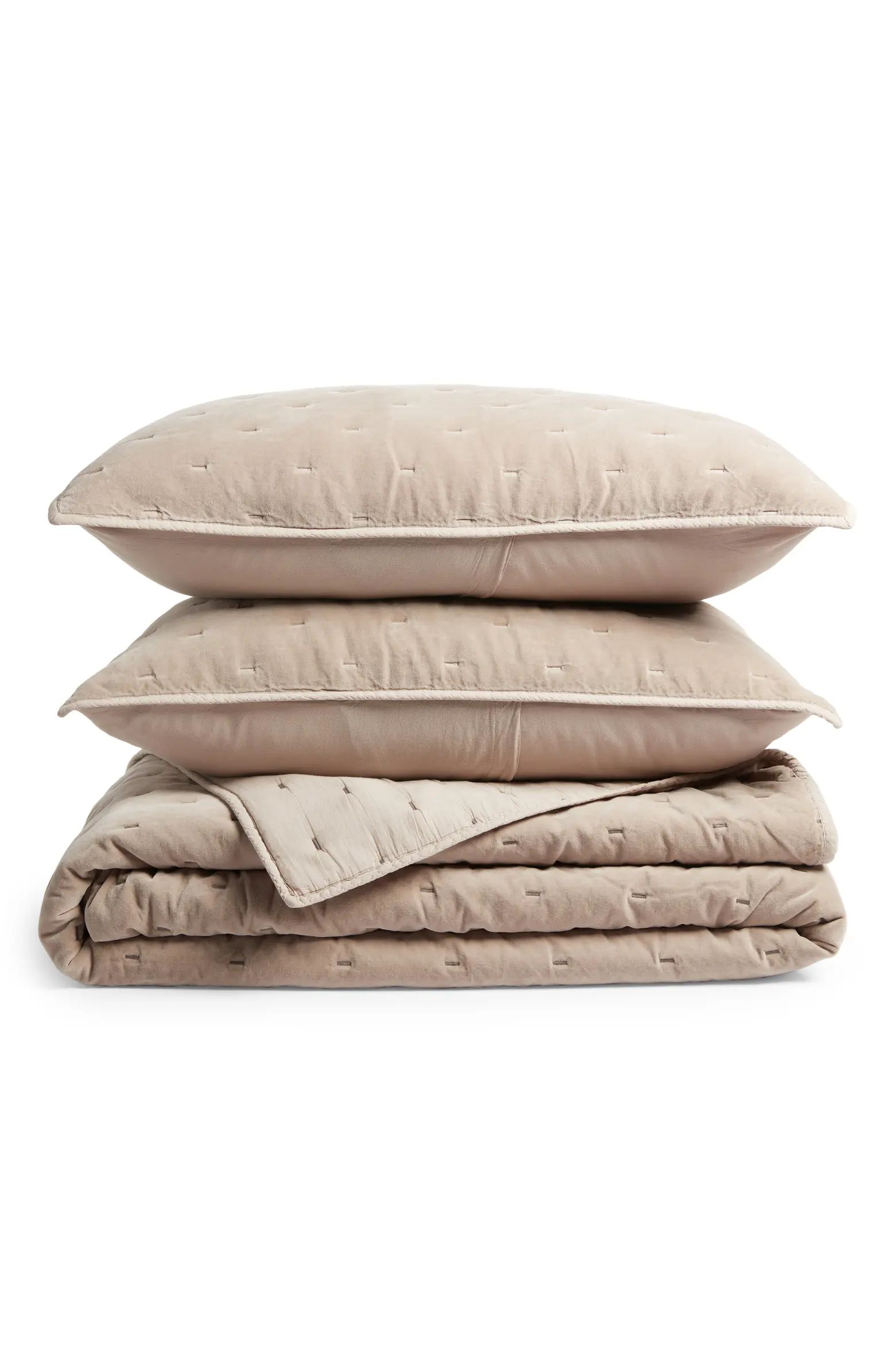 Nordstrom Velveteen Dream Quilt & Sham Set | Nordstrom | Nordstrom