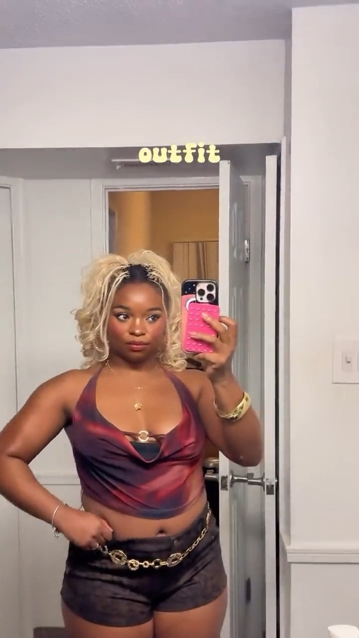 Can we bring back mall culture!! I miss going to the mall and finding a cute outfit  #mallculture #fairoaksva #fairoaksmall 

Fairoaks mall, mall culture, going out outfits, summer outfits, concert outfits

#LTKootd #LTKdayinmylife #LTKgrwm