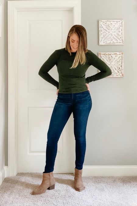 Create an effortless but chic fall outfit with these fall closet essentials! 

Athleta | old navy | amazon fashion | tall girl fashion | ascent long sleeve top | skinny jeans | booties | winter fashion | Lee’s Jeans

My outfit sizes:
Top - M
Jeans - 8 long 
Boots - size 11

Have questions? Leave them in the comments! 