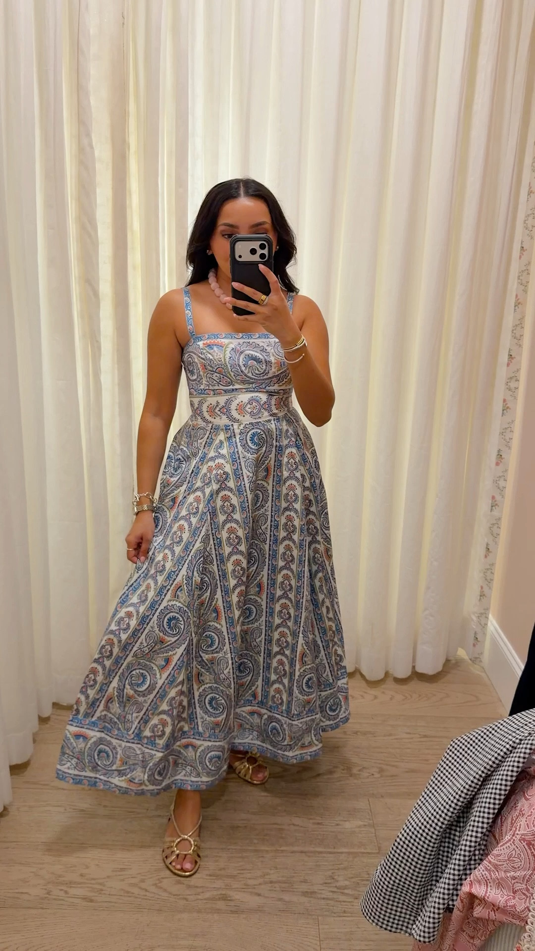 Blue paisley dress size xs - size up a size, runs small under the bust 
Gold sandals size 5 TTS 

#LTKPetite #LTKgrwm #LTKootd