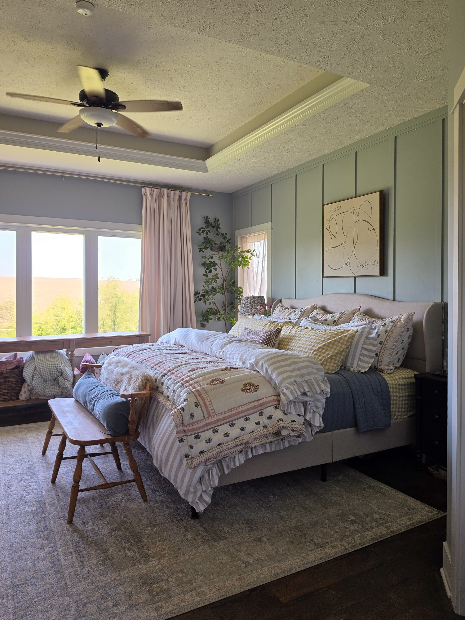A cozy layered bed,perfect for those crisp fall days.

#LTKmomlife #LTKSeasonal #LTKHome