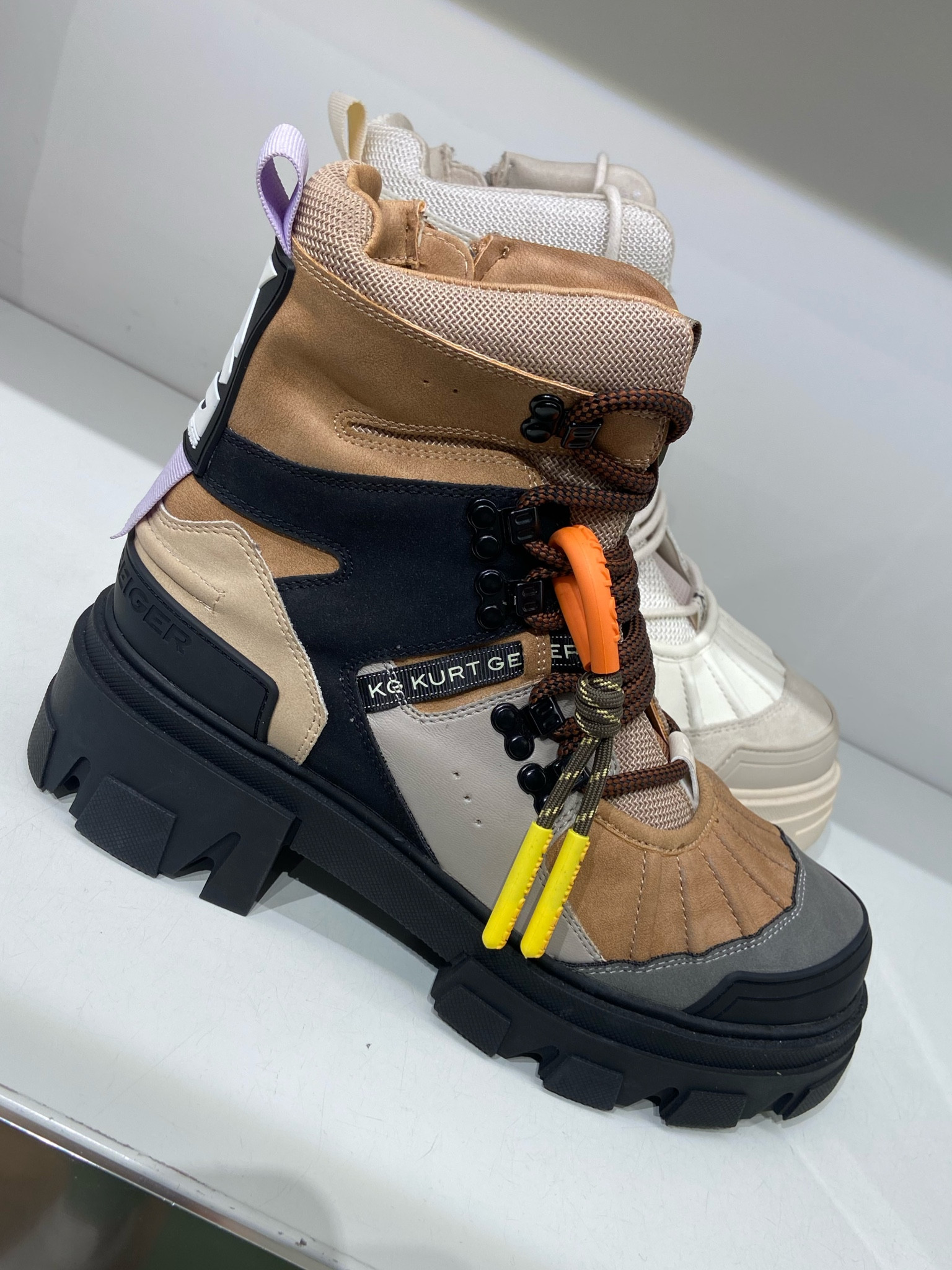 Obsessed with these right now- seriously love them- most funky practical boots I’ve seen in a looooong time 💚

#LTKSeasonal #LTKshoecrush #LTKeurope