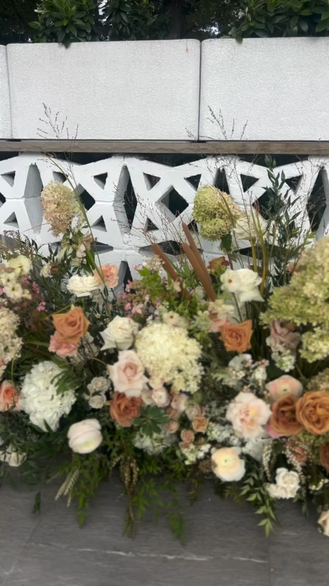 #wedding #weddingflowers #fall #fallwedding #assistant to @floraanddean 

#LTKWedding #LTKSeasonal #LTKNYFW