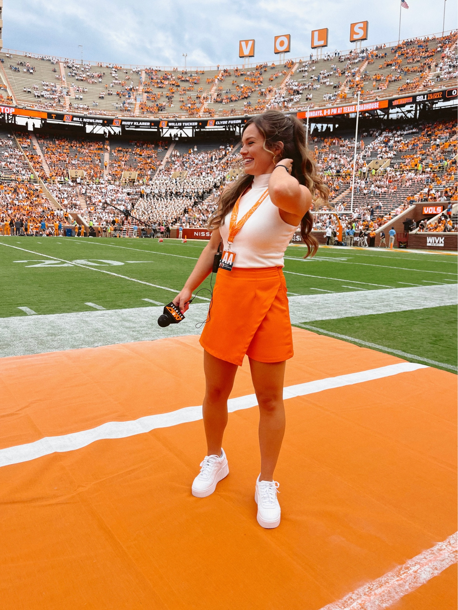 Orange skirt outfit 

#LTKworkwear #LTKstyletip #LTKshoecrush