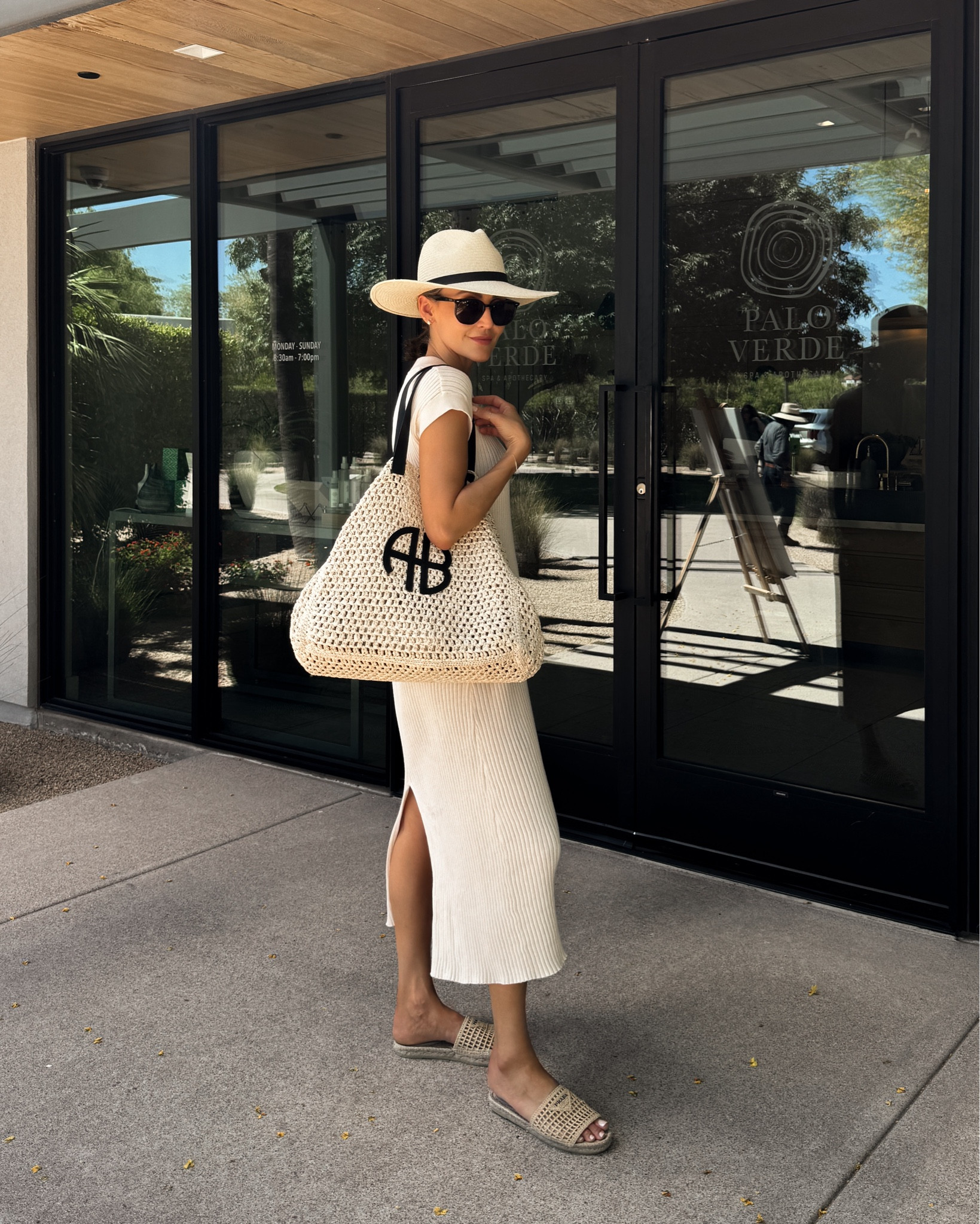 Desert easy outfit
Spring chic 
Dress XS 


#LTKitbag #LTKstyletip #LTKshoecrush