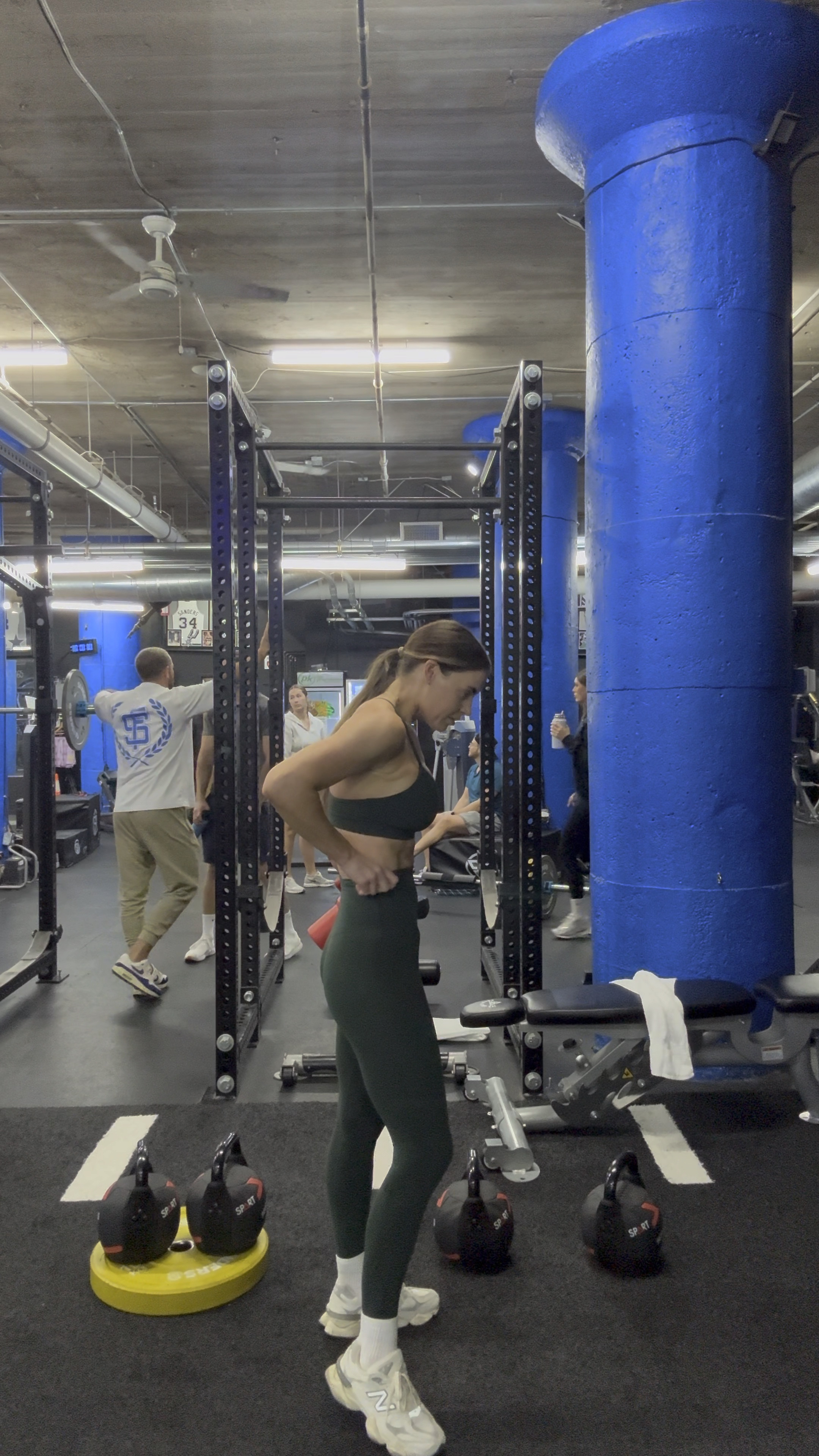 Dark green lululemon set is so good! I do size 8 in sports bra and 2 in leggings 

Activewear 
Workout set 
Lululemon leggings 
Align leggings 

#LTKActive #LTKFitness