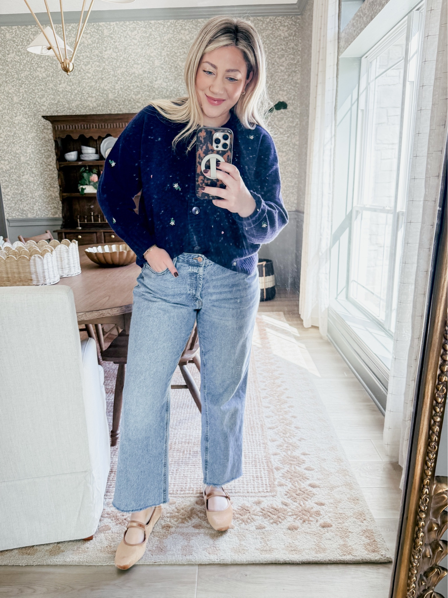 OOTD! Loving these new Amazon flats!

THEBLOOMINGNEST ootd cardigan jeans target Amazon flats spring summer 

#LTKMidsize #LTKShoeCrush #LTKSeasonal