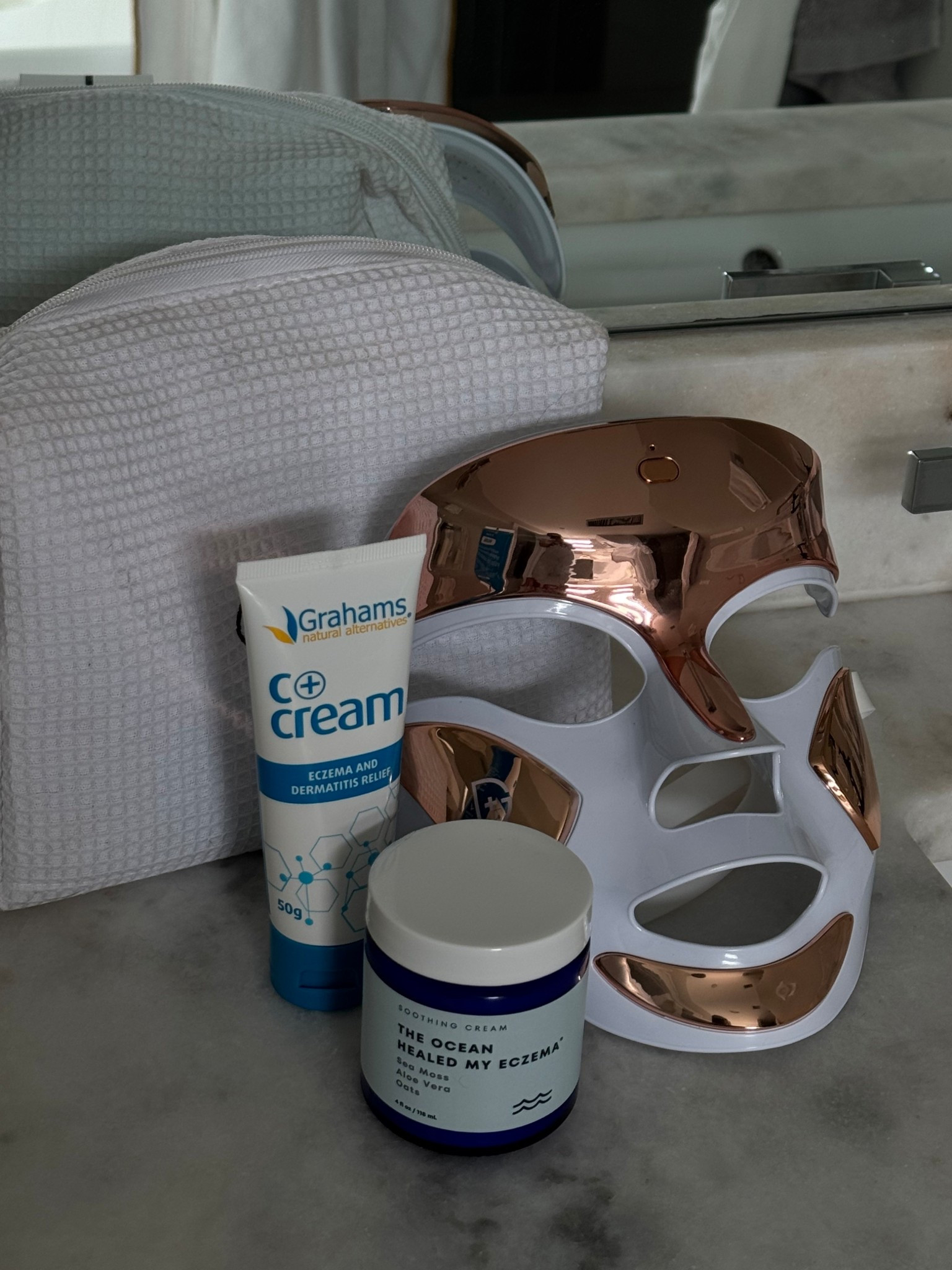 natural things I’m using for my face eczema 

#LTKFindsUnder50