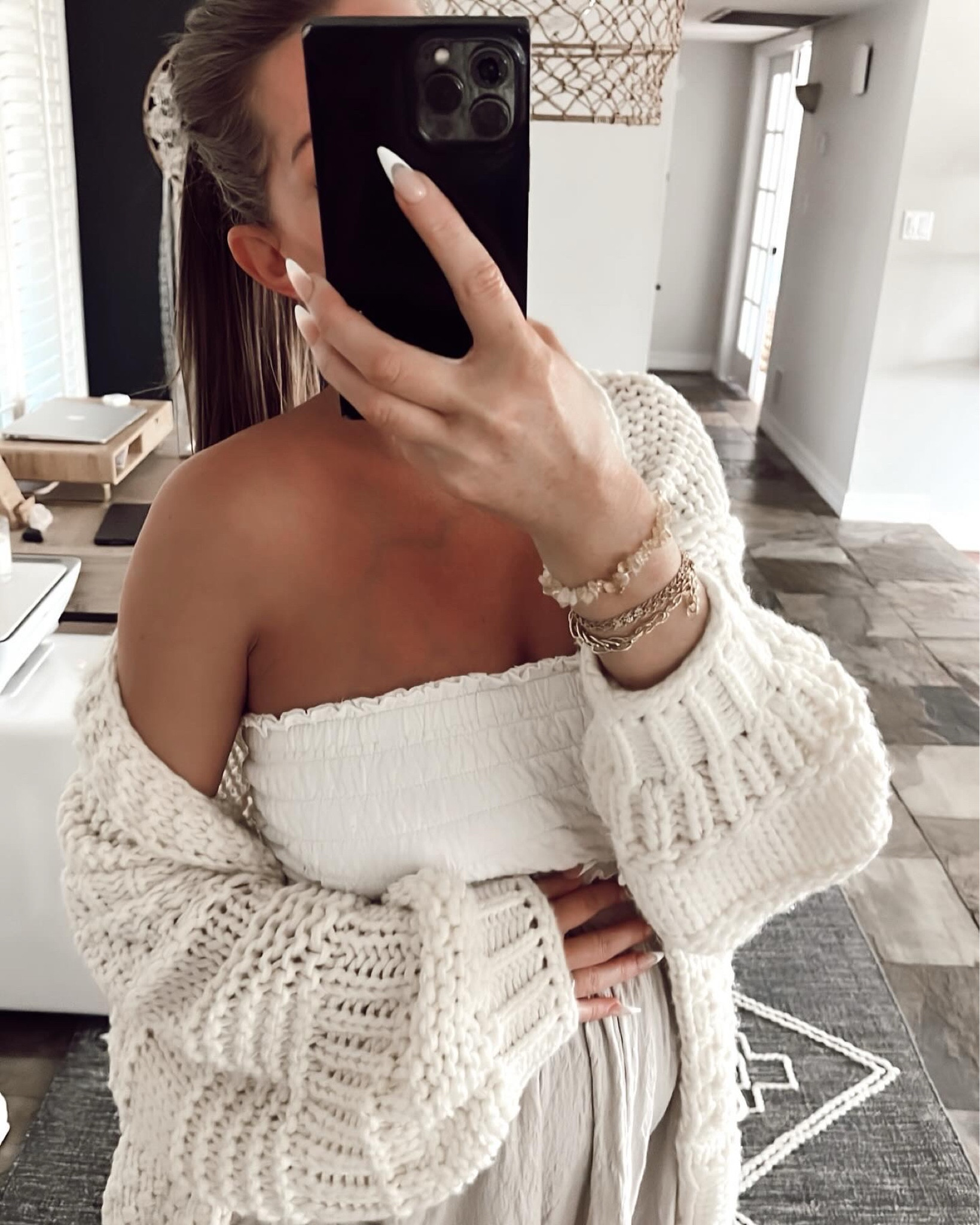 Beige bump friendly 

#LTKbump #LTKSeasonal #LTKtravel