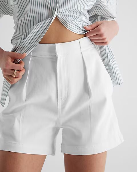 Super High Waisted White Pleated Jean Shorts | Express