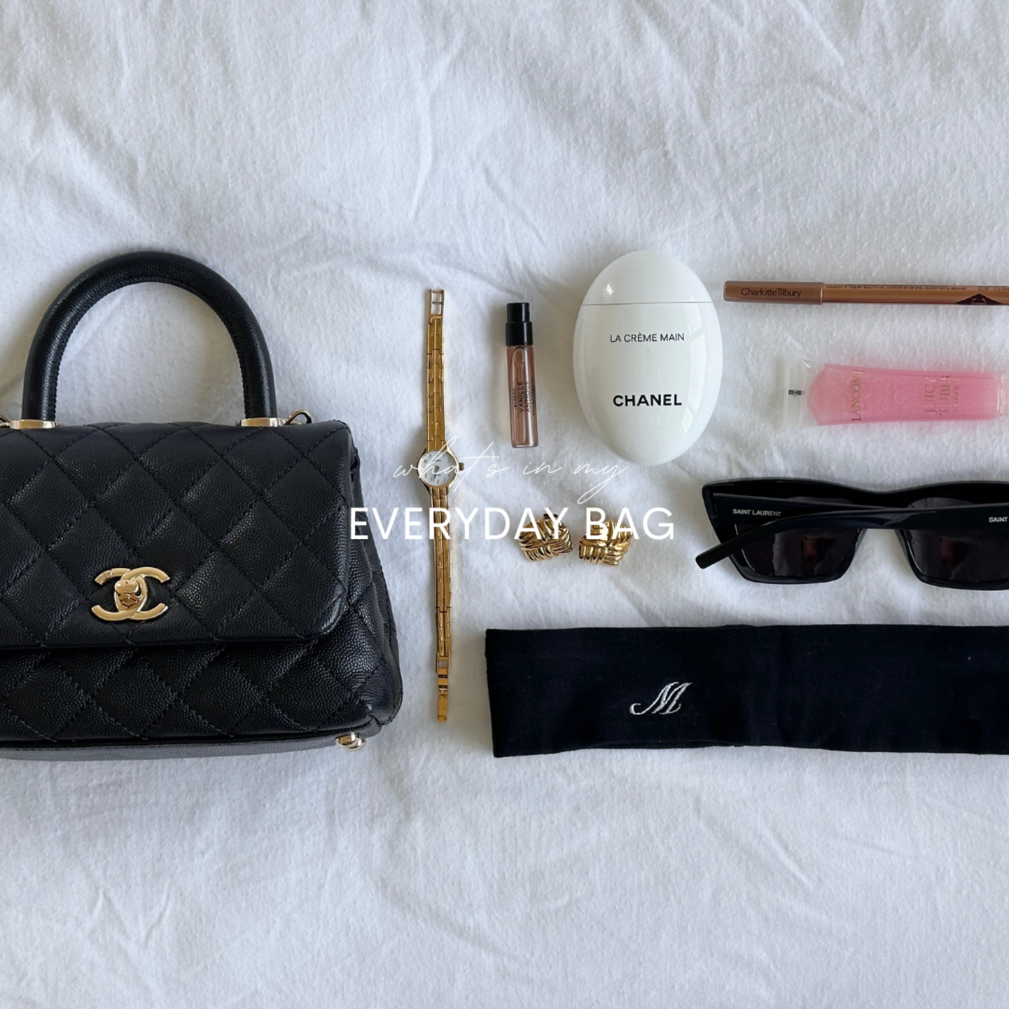 what’s in my everyday bag 🖤