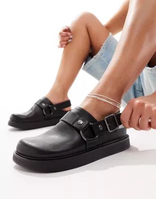 Pull&Bear clog with buckle detail strap in black | ASOS (Global)