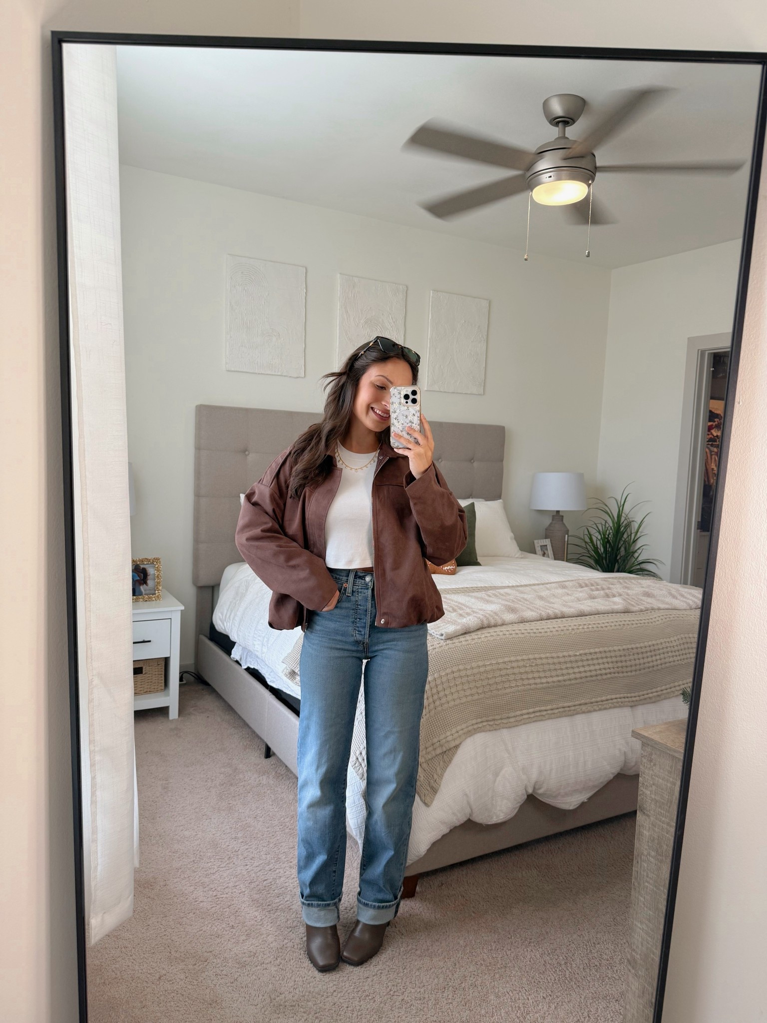 Amazon jacket - small,
Amazon Levi’s - 24

#LTKPetite #LTKgrwm #LTKootd