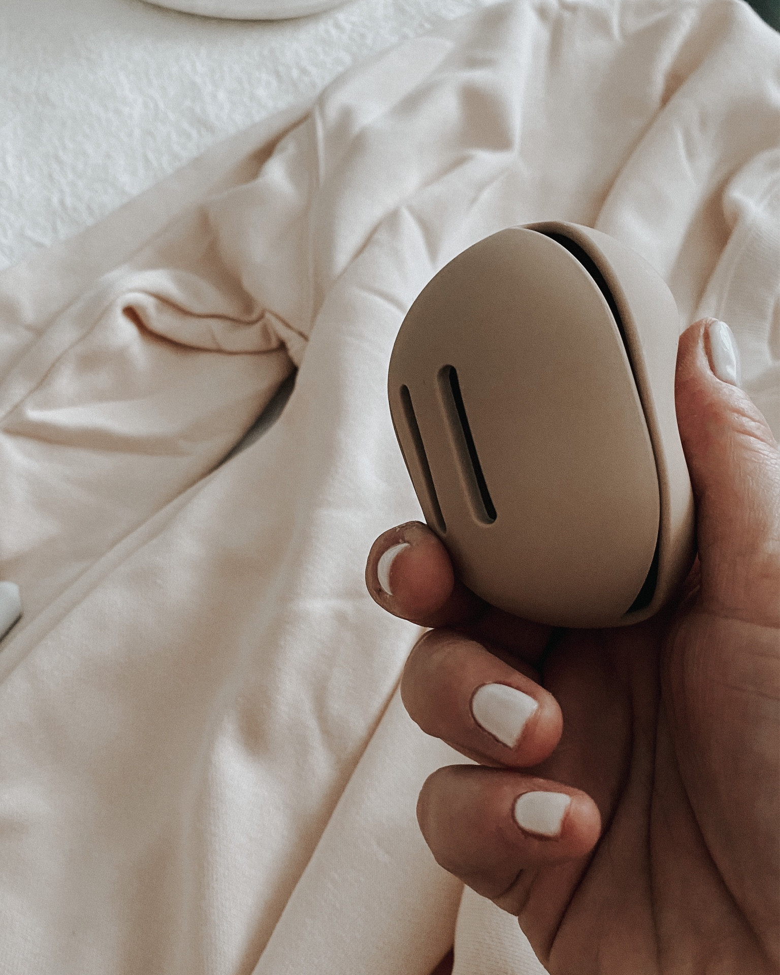 beauty blender holder | amazon beauty find 

#LTKunder50 #LTKbeauty