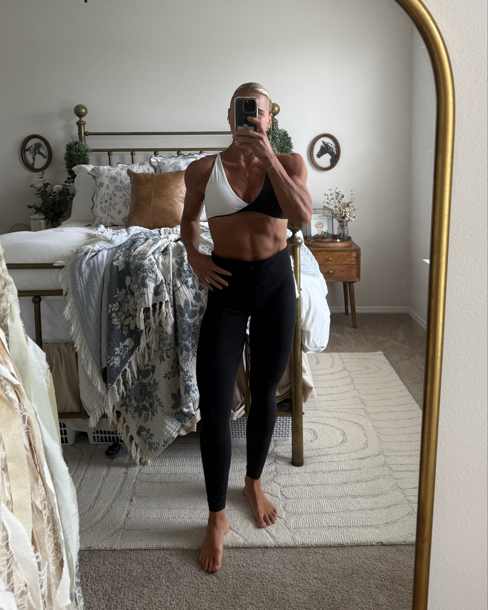 Perfect top for Chest, Shoulder or Back day at the gym😏 Low-key obsessed. 

#LTKActive