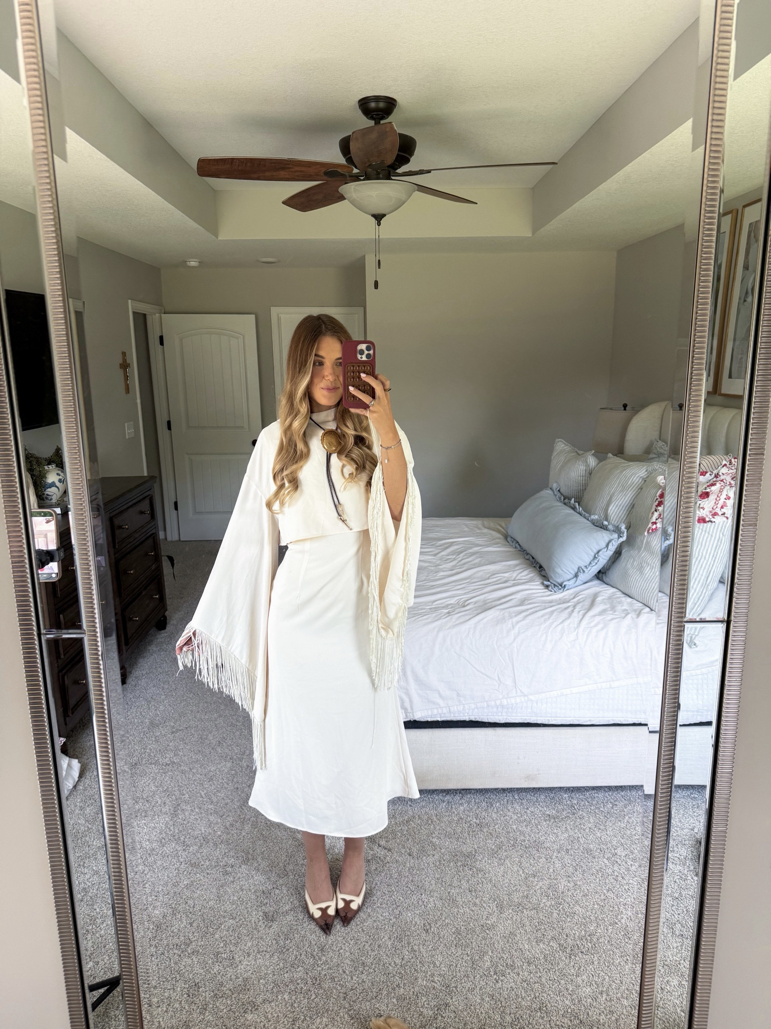 fringe top/dress in a size small!

western chic outfit inspo for the bride to be, bachelorette outfit, nashville bach party, western bridal outfit 

#LTKootd #LTKWedding #LTKgrwm