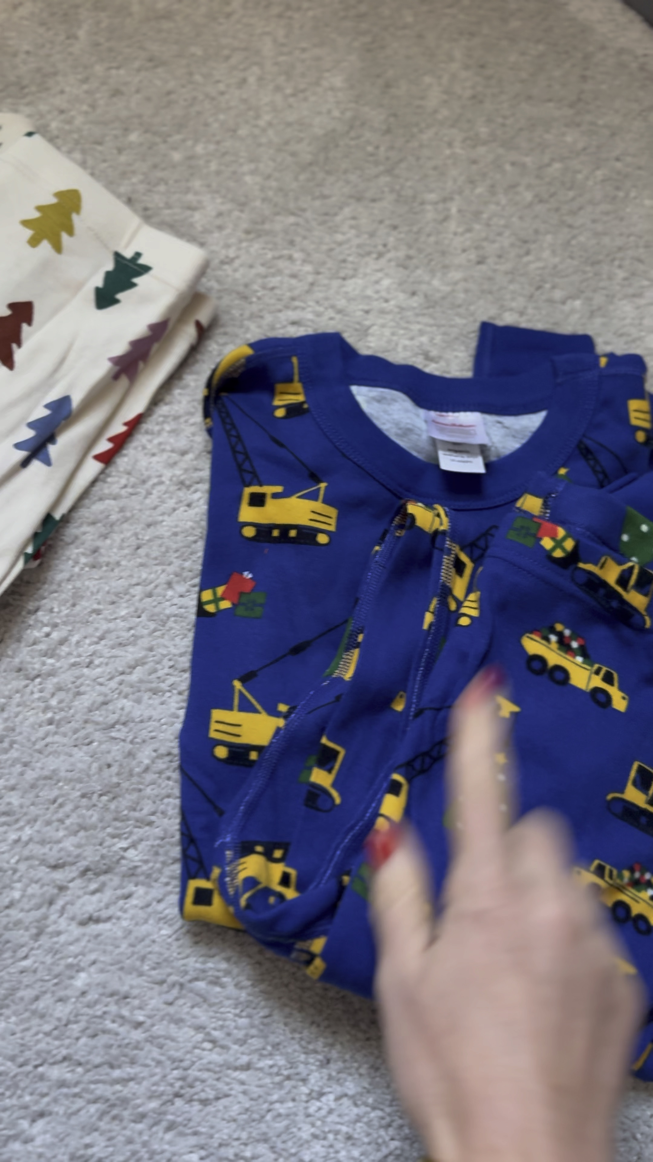 Kids organic cotton pjs sets I buy every year! They wash & wear so well 👏🏻 I git my kids new pjs in their December first boxes so they can wear them all season 🎄

#LTKGiftGuide #LTKKids #LTKCyberWeek