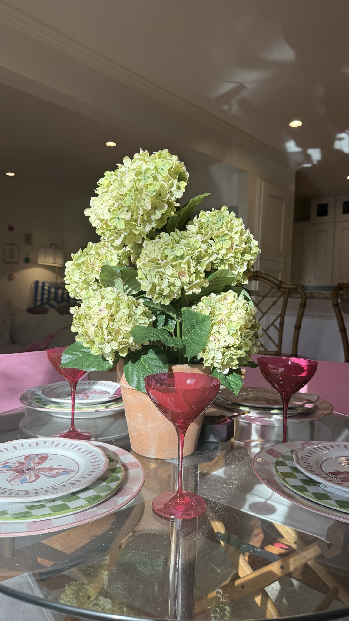How fun is my table scape right now!? Love the pink and green pops + these faux hydrangeas are SOOOO good

#LTKdayinmylife #LTKHome #LTKSaleAlert