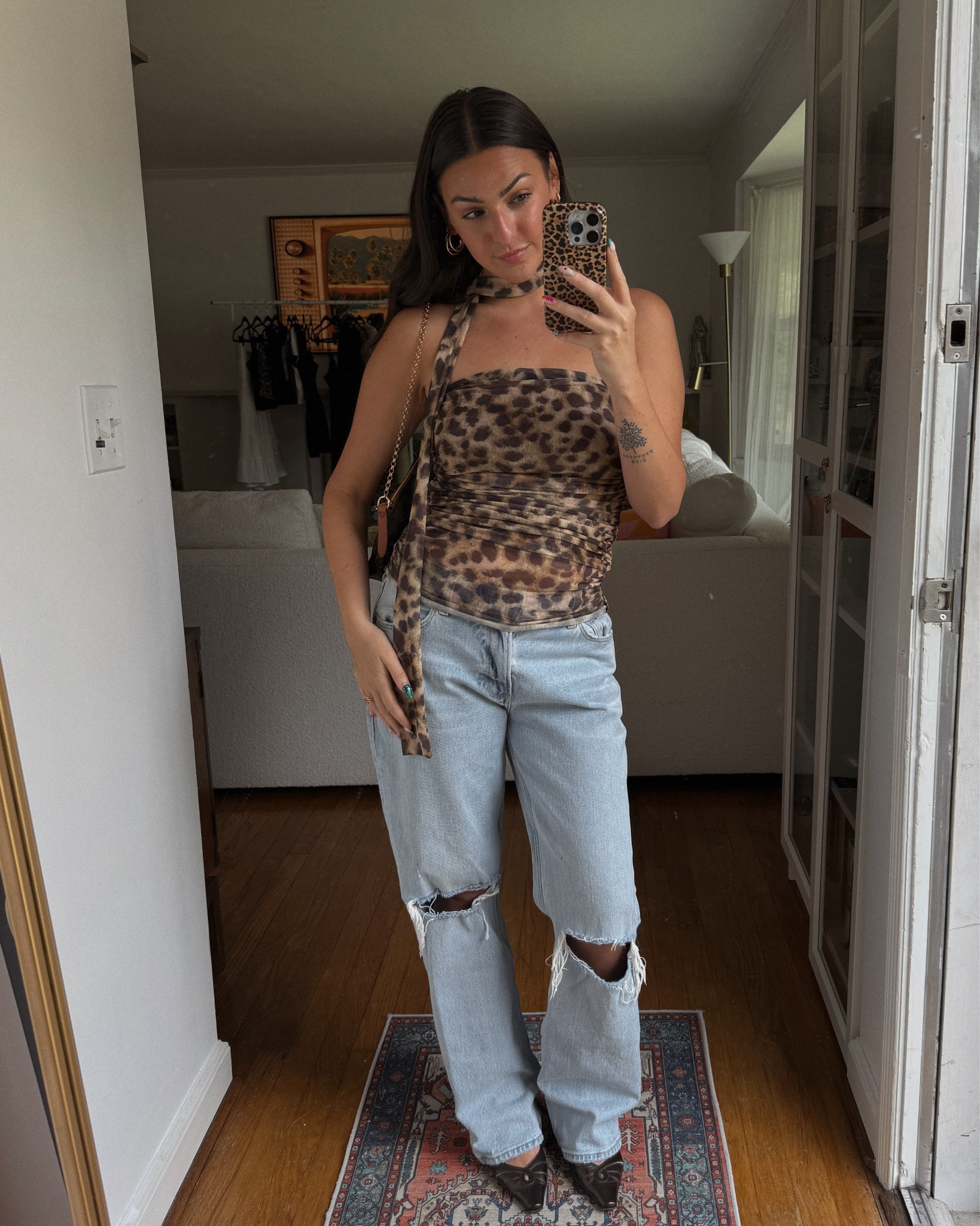 RECREATING SUMMER PINTEREST OUTFITS VIDEO: look 5 🐆
(top s jeans 2s)

#LTKSeasonal #LTKFindsUnder100 #LTKxAF
