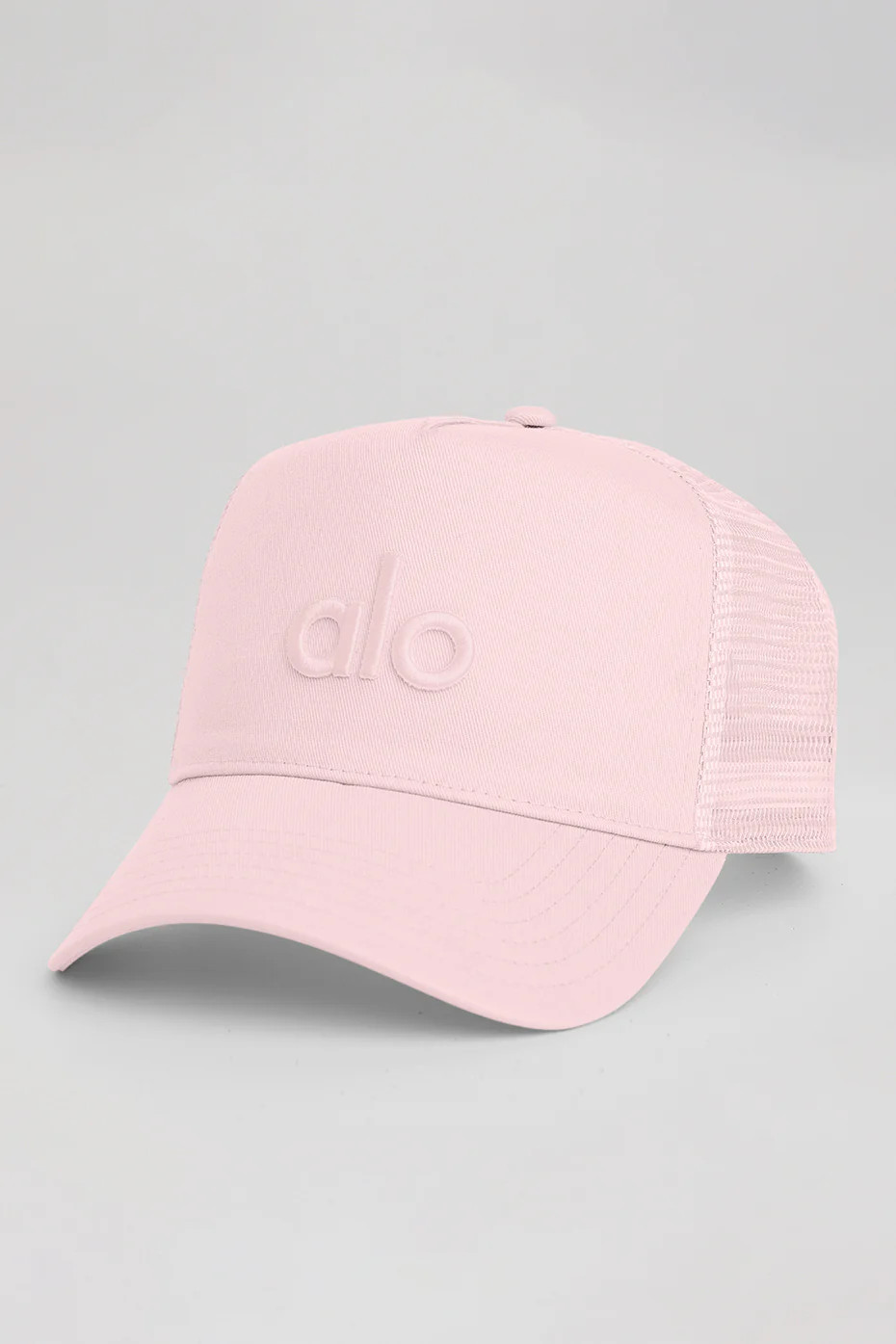 District Trucker Hat in Powder Pink | Alo YogaÅ½ | Alo Yoga (US)