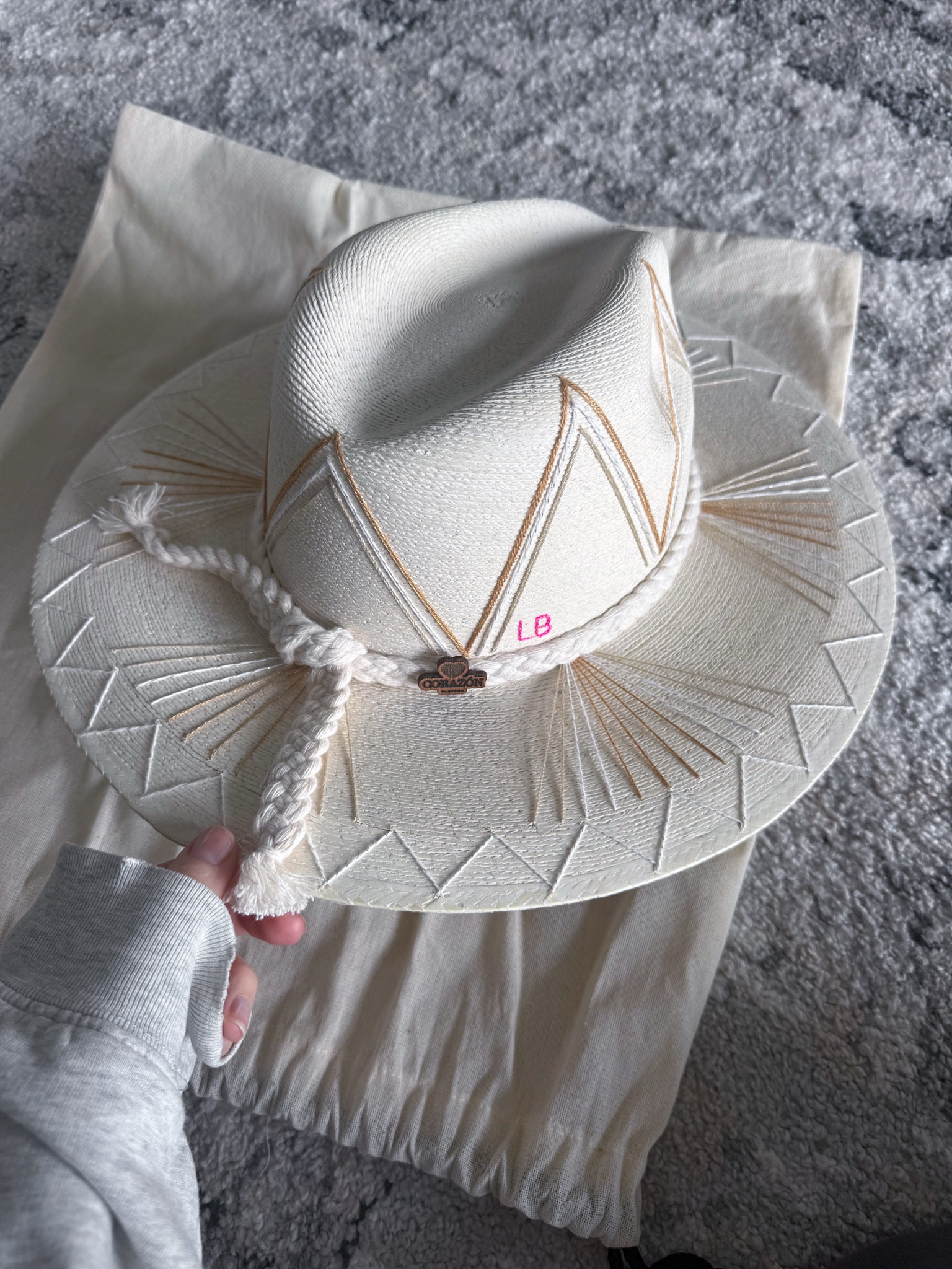 The perfect beach hat for Hawaii! 

#LTKootd #LTKTravel #LTKgrwm