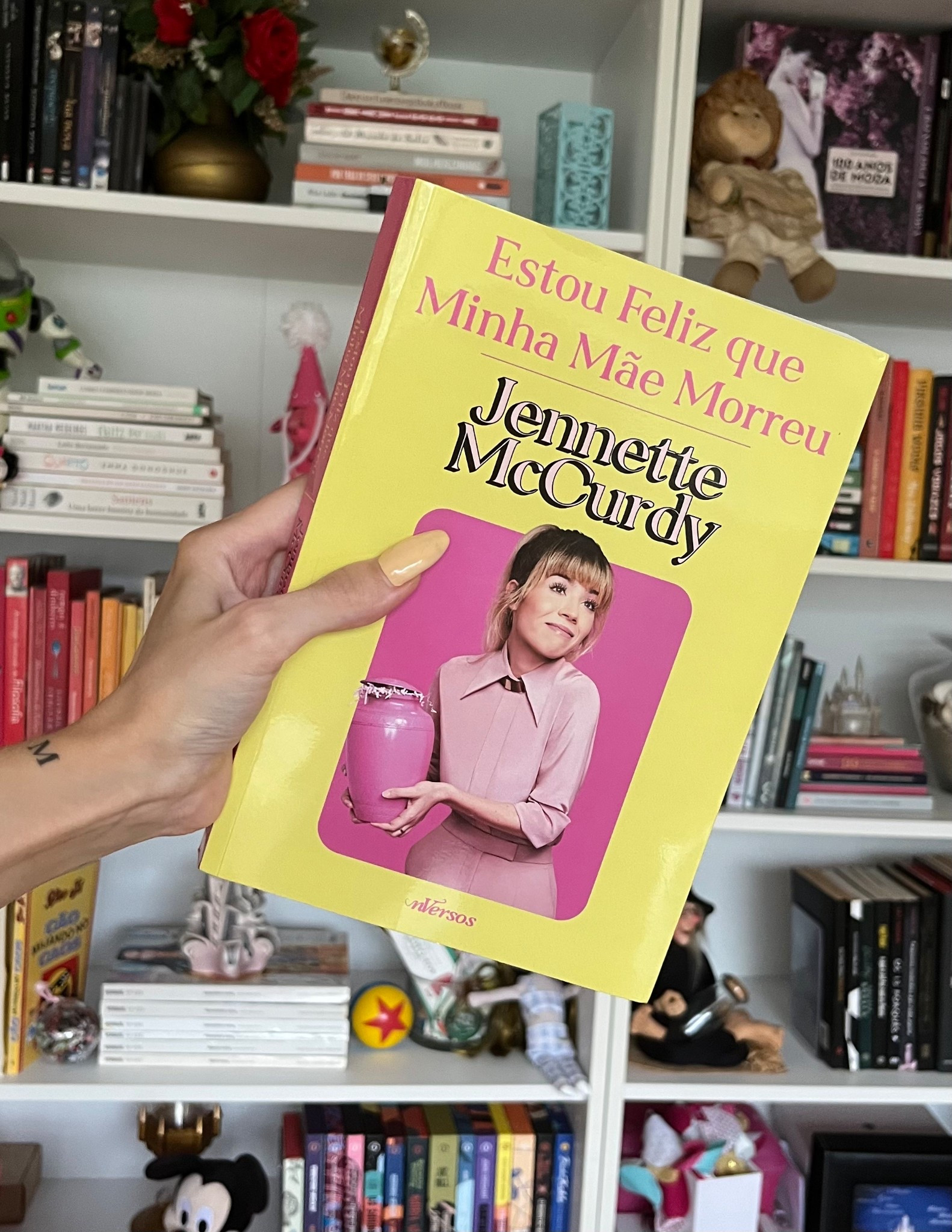 Mais uma leitura concluída ⭐️⭐️⭐️⭐️⭐️ #booklovers

#LTKguiadepresente #LTKbrasil