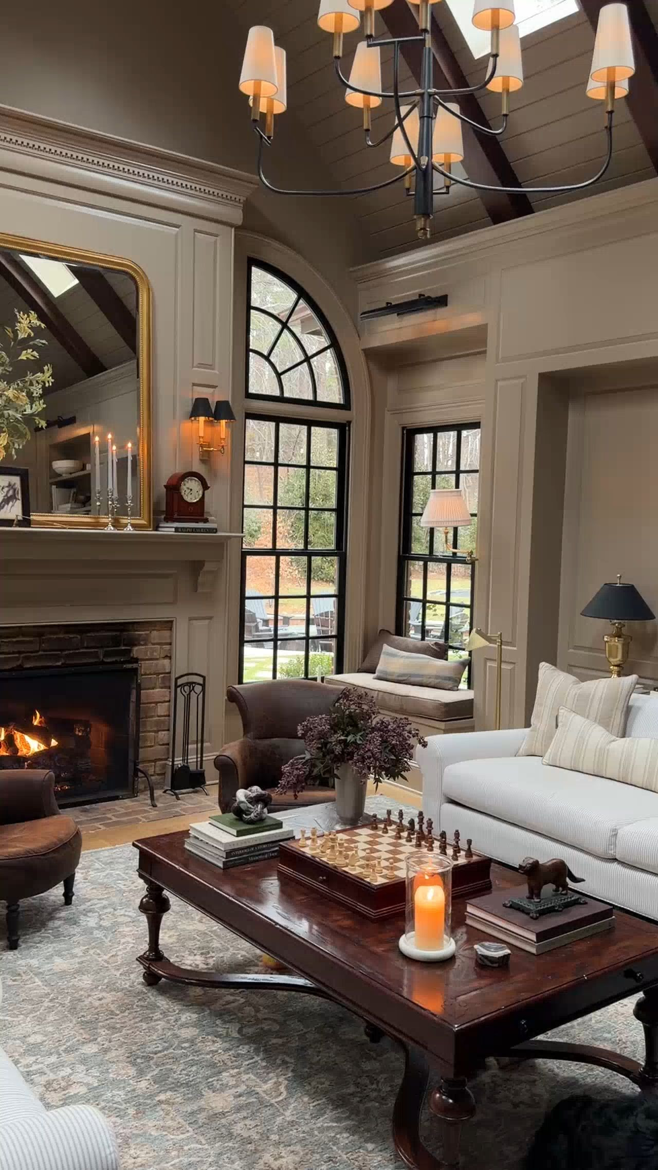 Lightening things up in the living room for spring!
 

#LTKHome