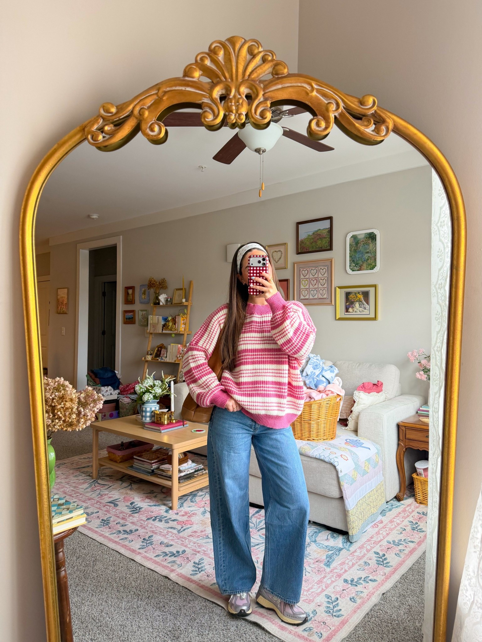 Cutie casual outfit💗 Sweater is sold out :( 

#LTKFindsUnder50 #LTKSeasonal #LTKootd