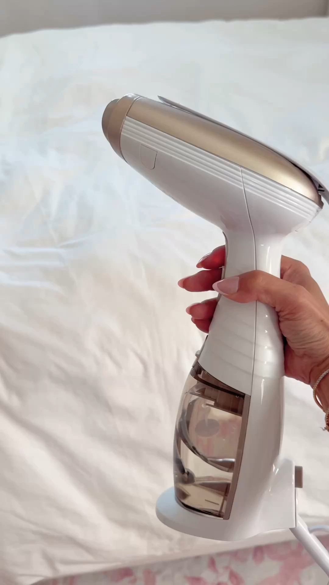 Hand  steamer that works on bedding and clothes! Super easy to use

#LTKHome #LTKmomlife #LTKdayinmylife
