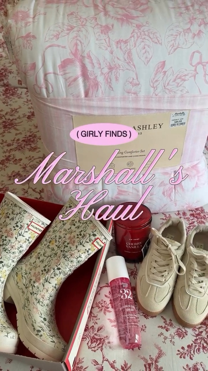 This was one of my best Marshall’s/Tjmaxx/HomeGoods trips I’ve had in awhile! I found SO many good things that are perfect for a spring/summer refresh for my wardrobe and home decor. I’m obsessed with the floral print Hunter boots and the Laura Ashley bedding is an amazing alternative to the LSF pink damask bedding from Pottery Barn for only 1/3 of the price and still 100% cotton 🦋🌼🩷 #marshallsfinds #tjmaxxfinds #homegoodsfinds #springtrends #springrefresh