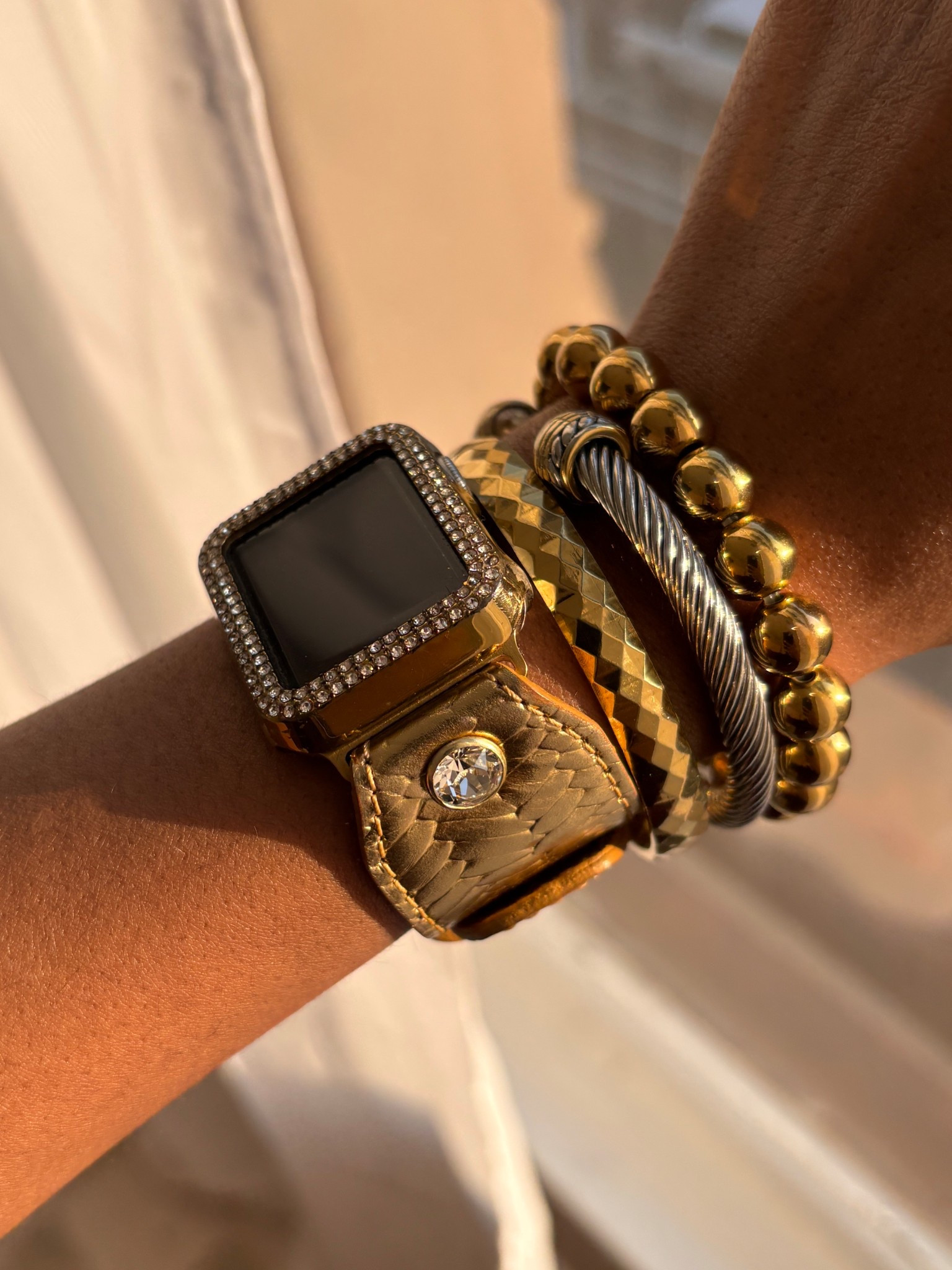 Sparkl Black Friday is here and my wrist stack is marked down.
My code (JASMINE) is bumped to 20% off for the weekend. 
Linking everything for you to shop.

#wriststack #giftideas #blackfridayfinds #armcandy #sparkllife

#LTKHoliday #LTKGiftGuide #LTKCyberWeek