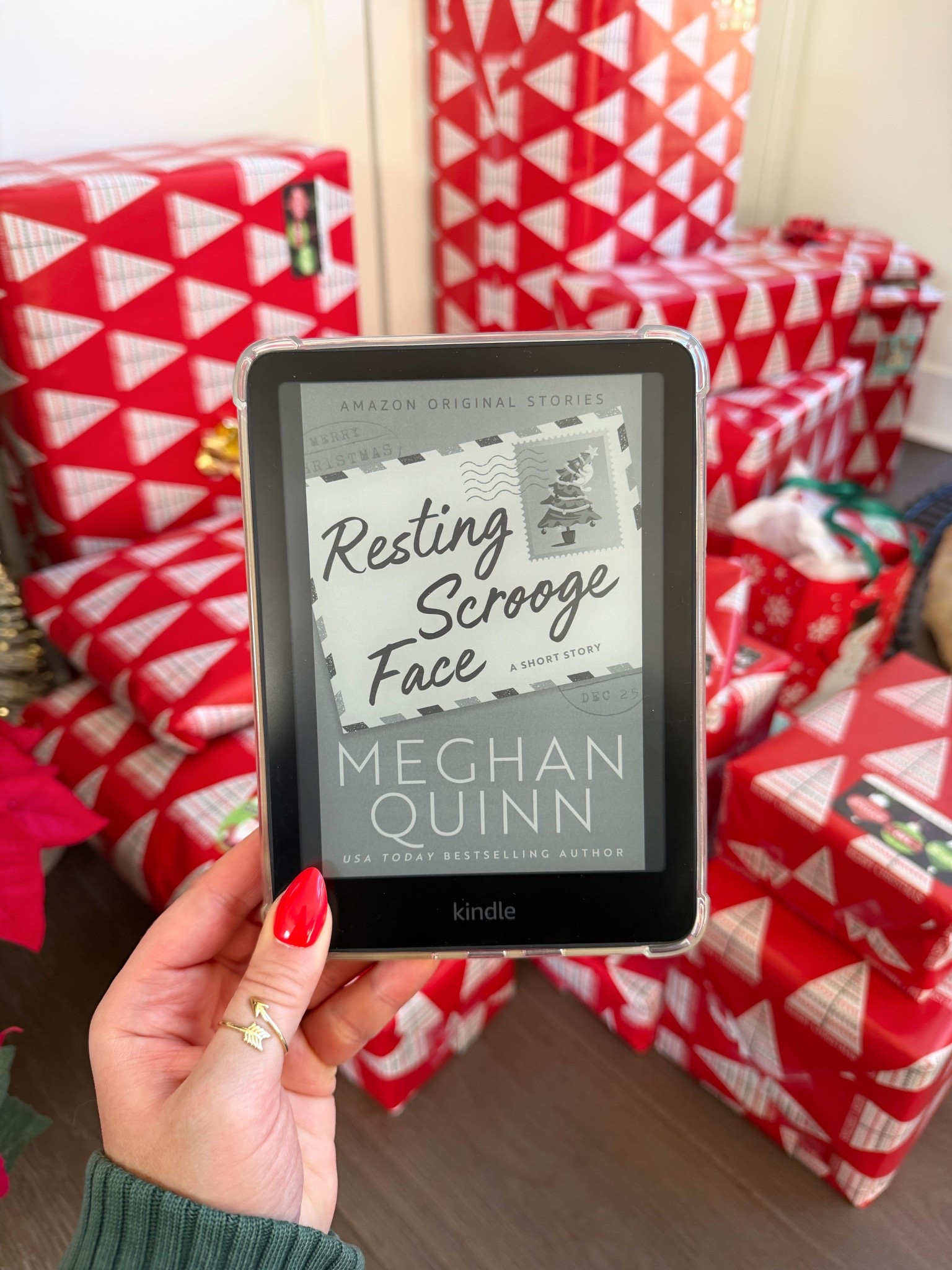 Currently reading this Christmas short story— free on Audible & Kindle for Prime and KU subscribers!🙌🏼🎄✨❤️