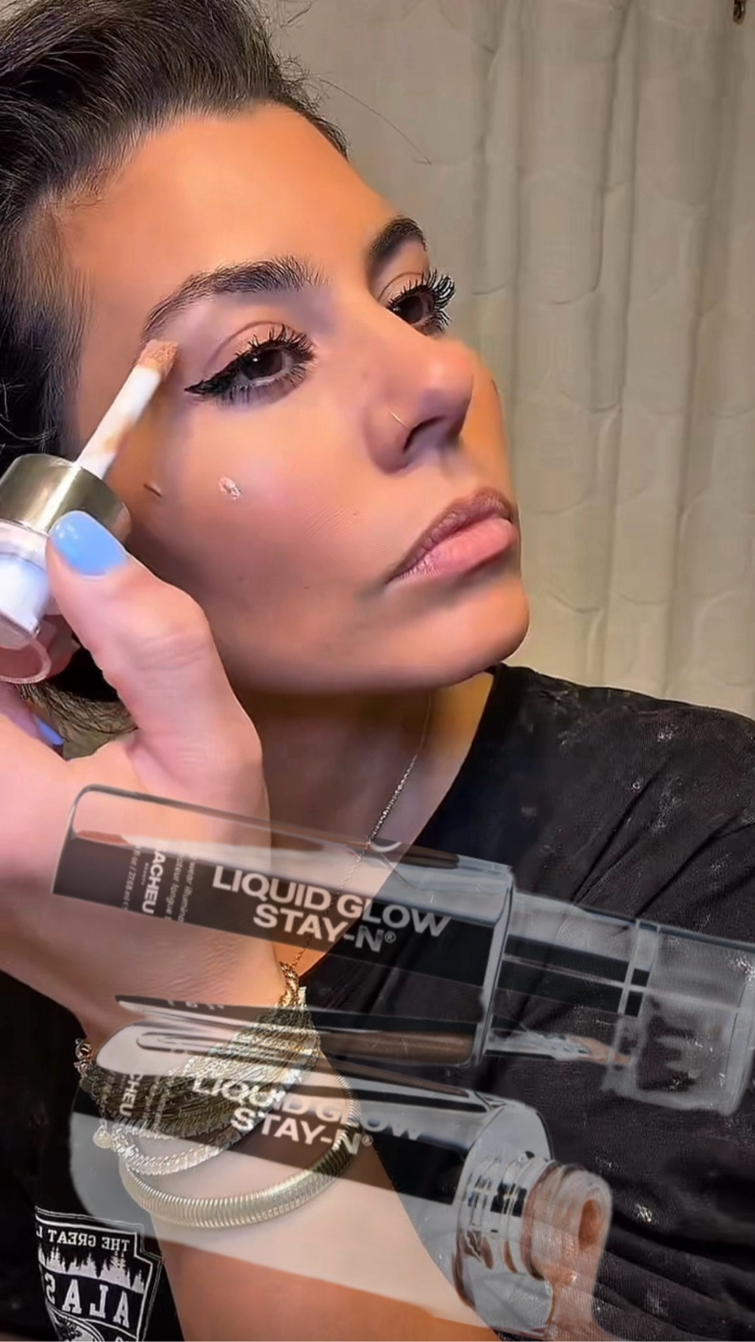 GLOW GETTER ✨ Yeah, it’s staying all day thanks to @sacheubeauty Liquid Glow Stay-N 

Add this to your summer makeup routine ASAP — linked it below for you 

#Glow #SacheuBeauty #AllDayWear #Makeup #SummerGlowUp #Highlighter #Illuminator #Bronzer 