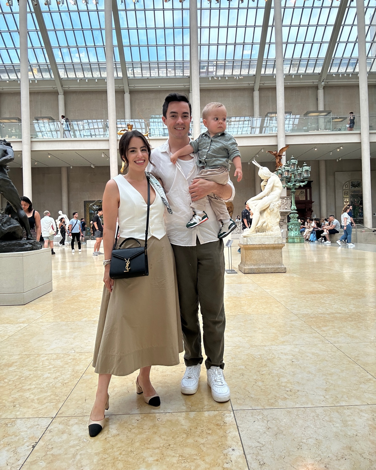 Family outfit idea for Summer! Loving this khaki midi skirt with a white vest and these two tone sling back heels. Wearing size 2 Petite on the skirt and XS on vest.

Also linked my baby’s linen shirt and my husband’s outfit!



#LTKfamily #LTKunder100 #LTKstyletip