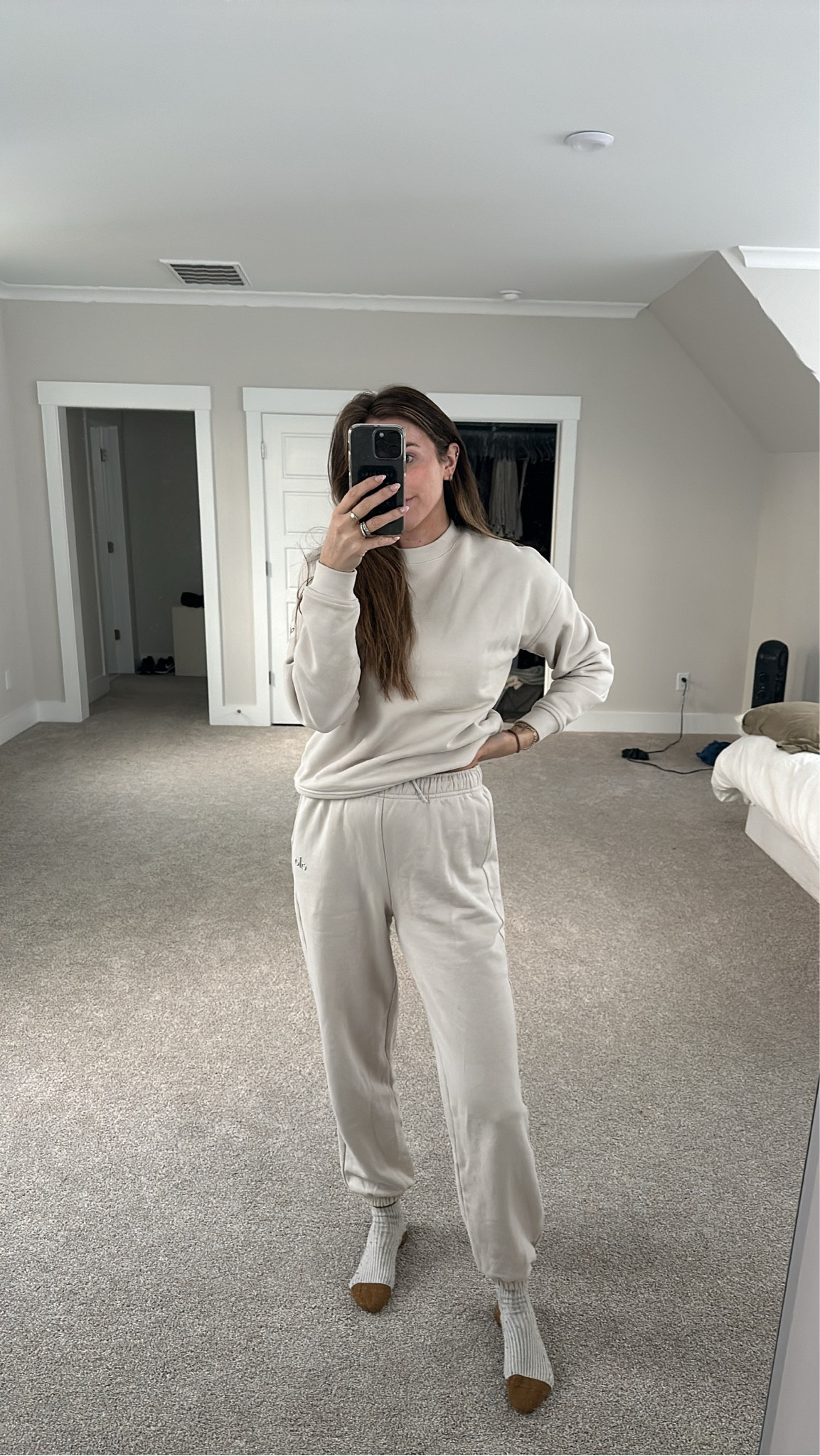 One of my favorite jogger sets. Wearing a size XS in sweatshirt and small in joggers. Wearing color “bone"

#LTKfindsunder100 #LTKstyletip #LTKGiftGuide