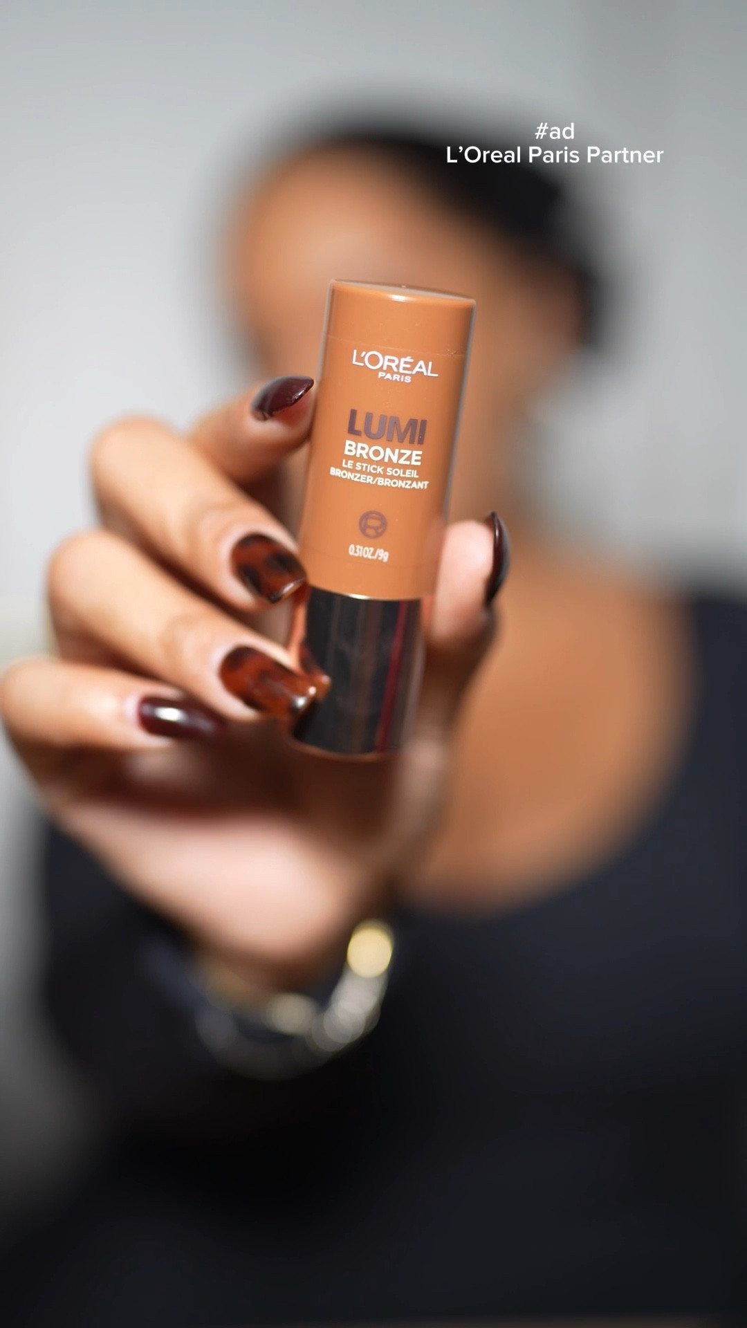  #ad #LOrealParisPartner I picked up some new makeup goodies from @LorealParis at @Target to create this bronzed makeup look! @ targetstyle

@shop.ltk #liketkit 
#LOrealParisMakeup #LOrealParisCosmetics #TargetPartner #Target

#LTKBeauty #LTKselfcare #LTKgrwm