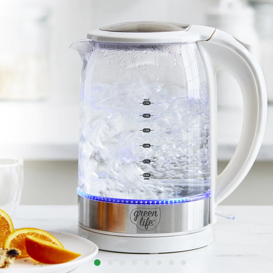 Faster than a microwave and easier than the stovetop, the GreenLife Qwik & EZ Kettle is ready to heat drinks in hurry. Whether you need water for beverages, oatmeal, or boiling an egg, the 1.7L capacity allows you to heat things up for the whole family.

#LTKhome