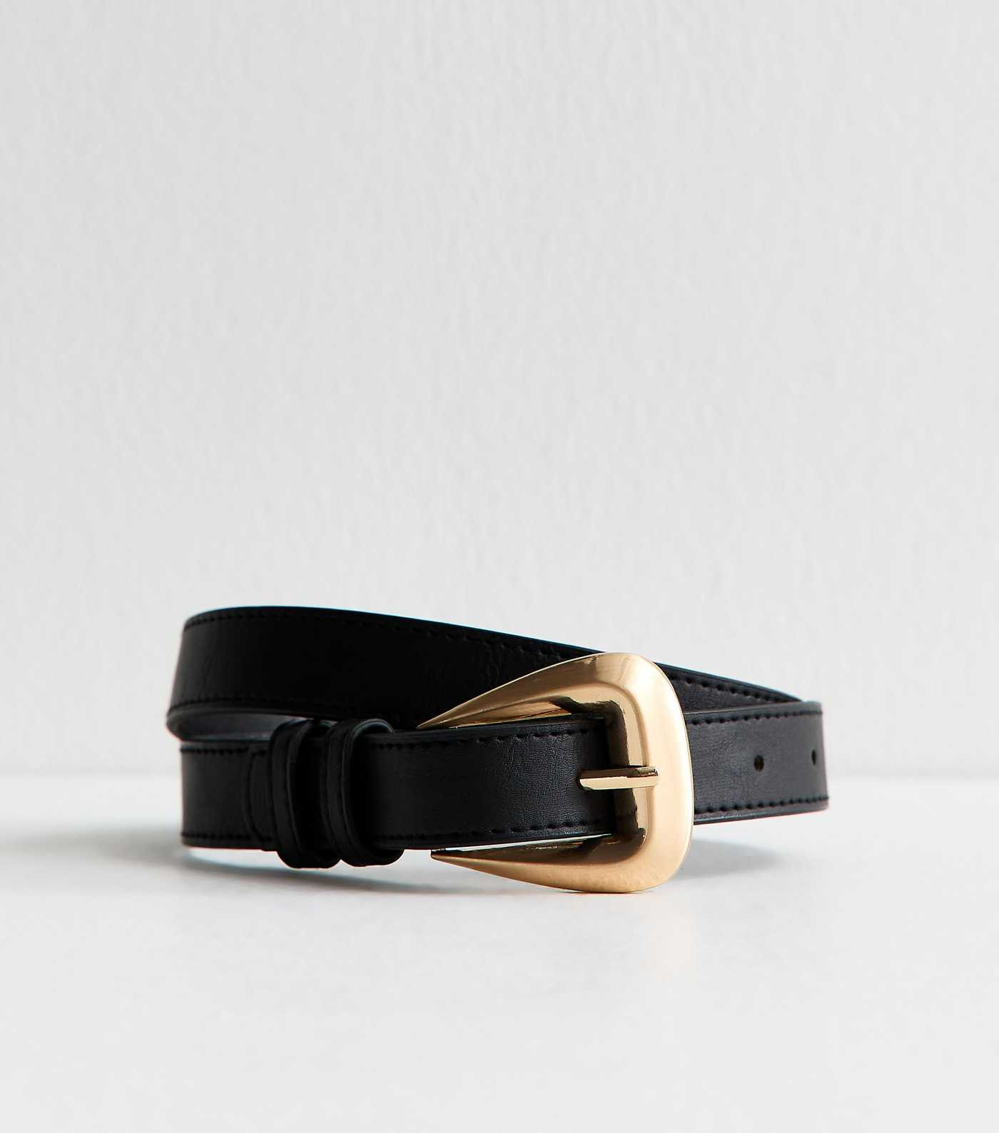 Black Faux Leather Large Buckle Belt | New Look | New Look (UK)