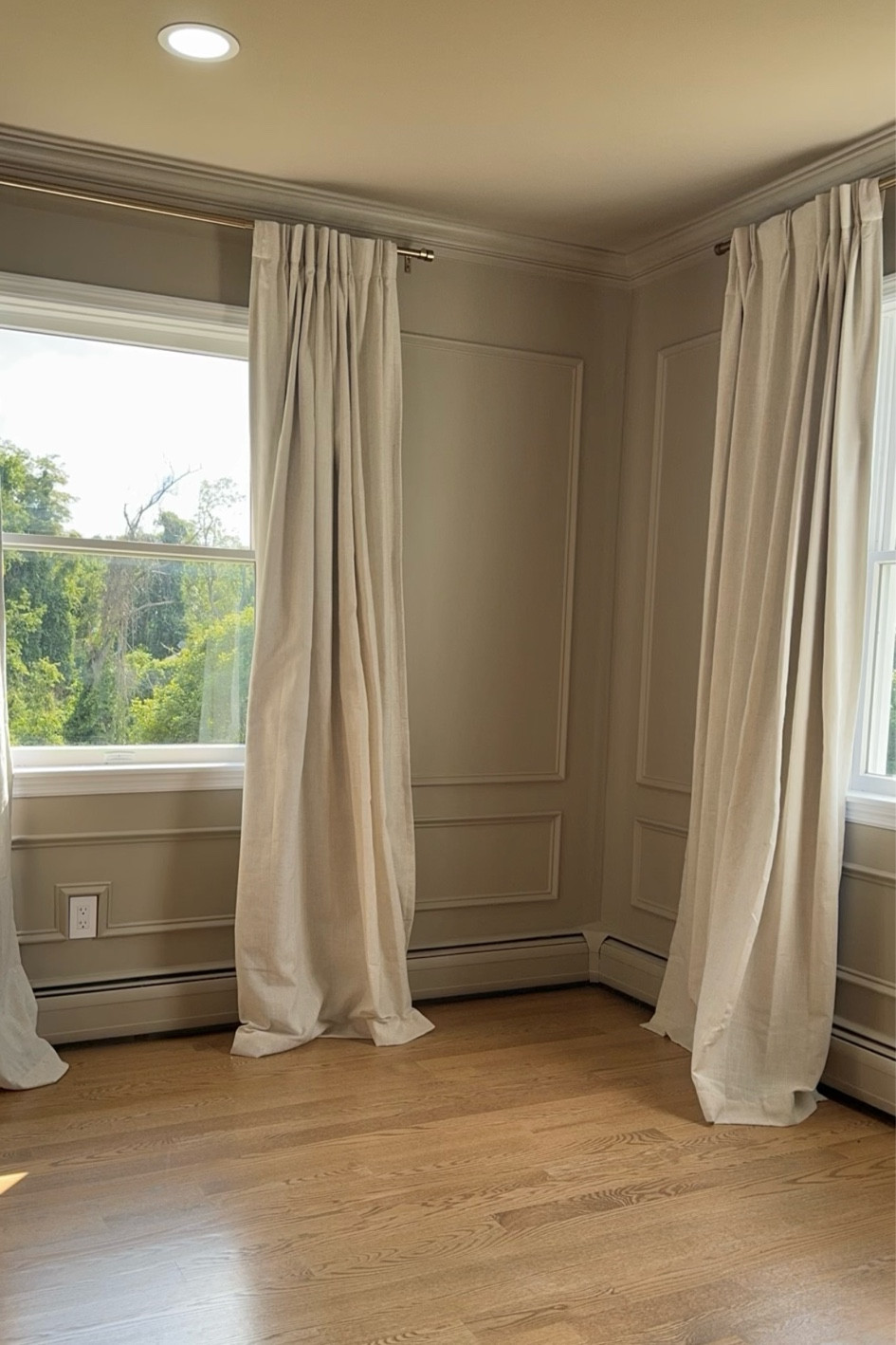 Perfect cream black out curtain, with gold rod… I also shared a sheer version of the curtain!

#LTKHome #LTKSummerSales