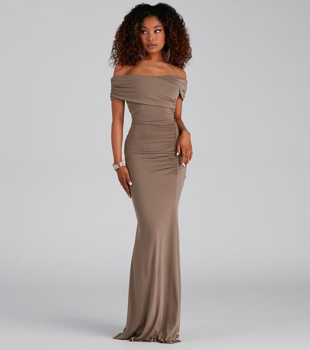 Layne Off The Shoulder Mermaid Formal Dress | Windsor Stores