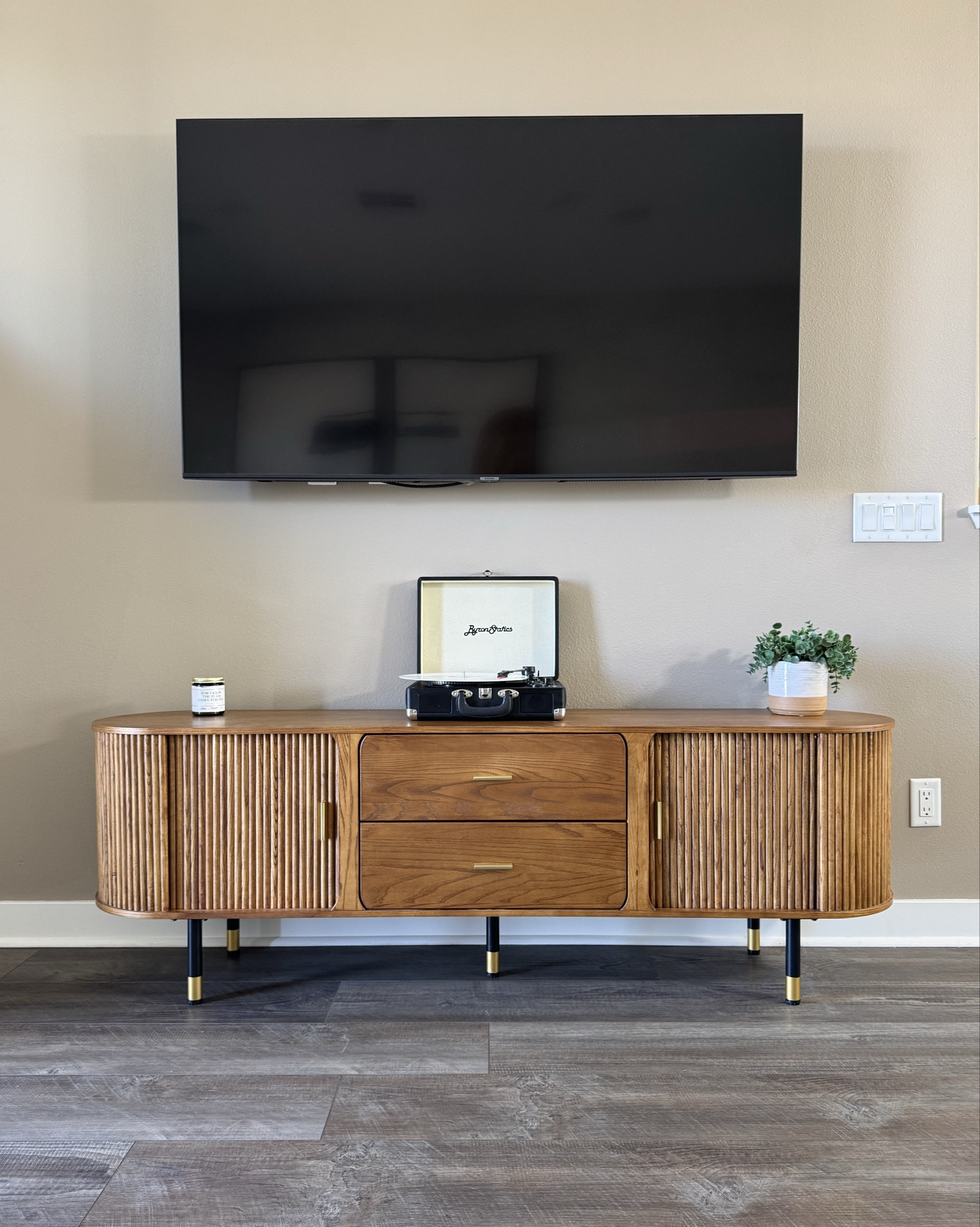 Where there is love, there is life. Make your home bloom this spring with 15% OFF on Hernest Furniture.🌸Use Code "MIRANDA" #Hernest #BloomintoHernest 

#LTKFamily #LTKSeasonal #LTKHome