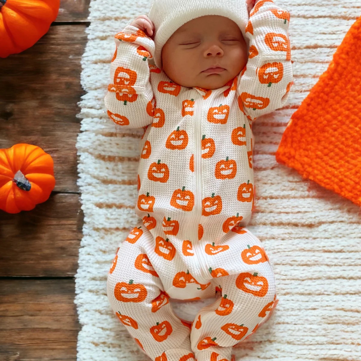 Organic Waffle Basic Zip Footie, Jack-O-Lantern | SpearmintLOVE