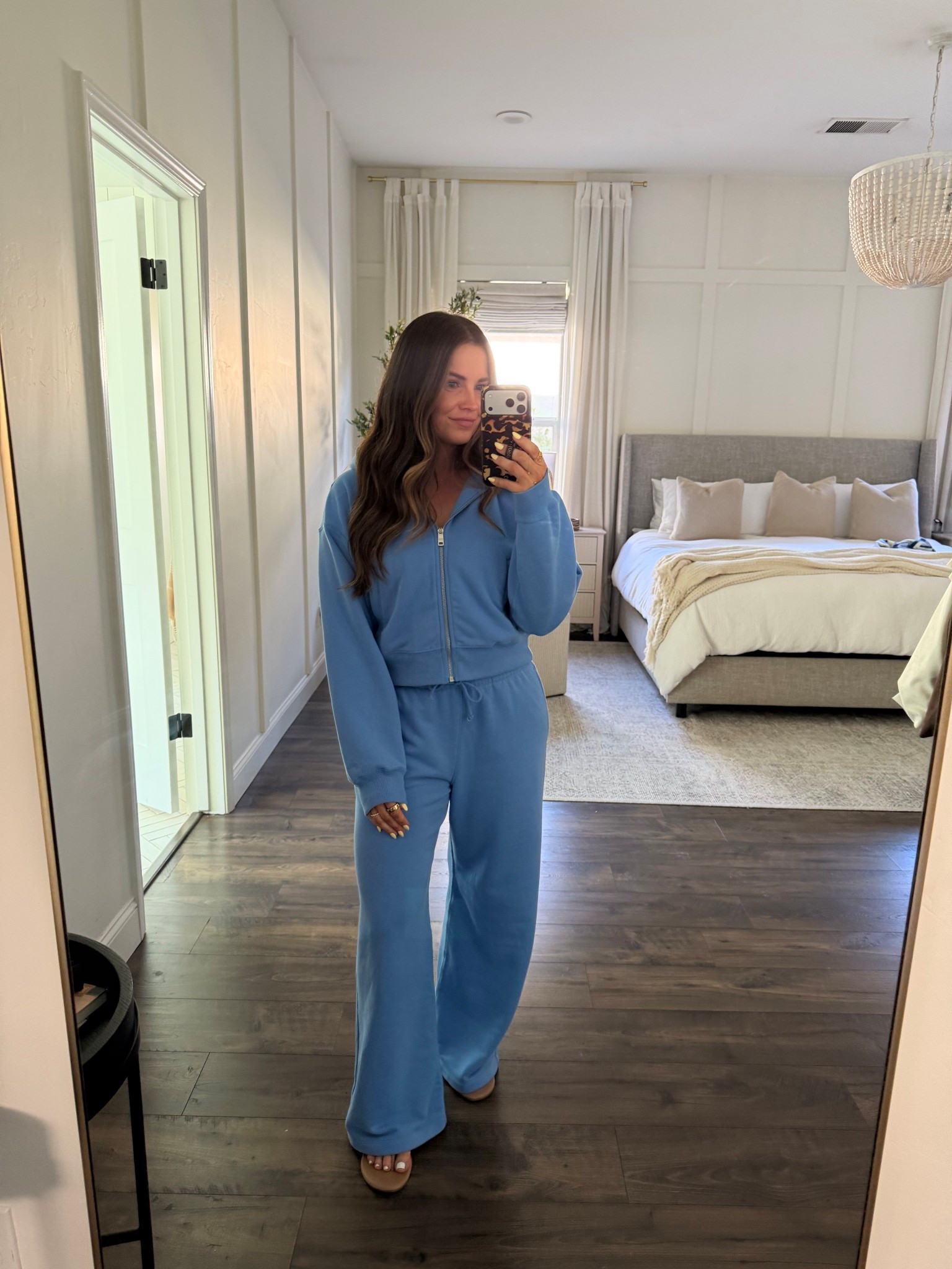 Lounge set on sale for 25% off!! Wearing  size small/short bottoms & medium top!