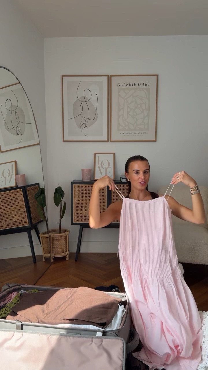 Pack with me 🤍

#LTKsummer #LTKtravel #LTKdresses