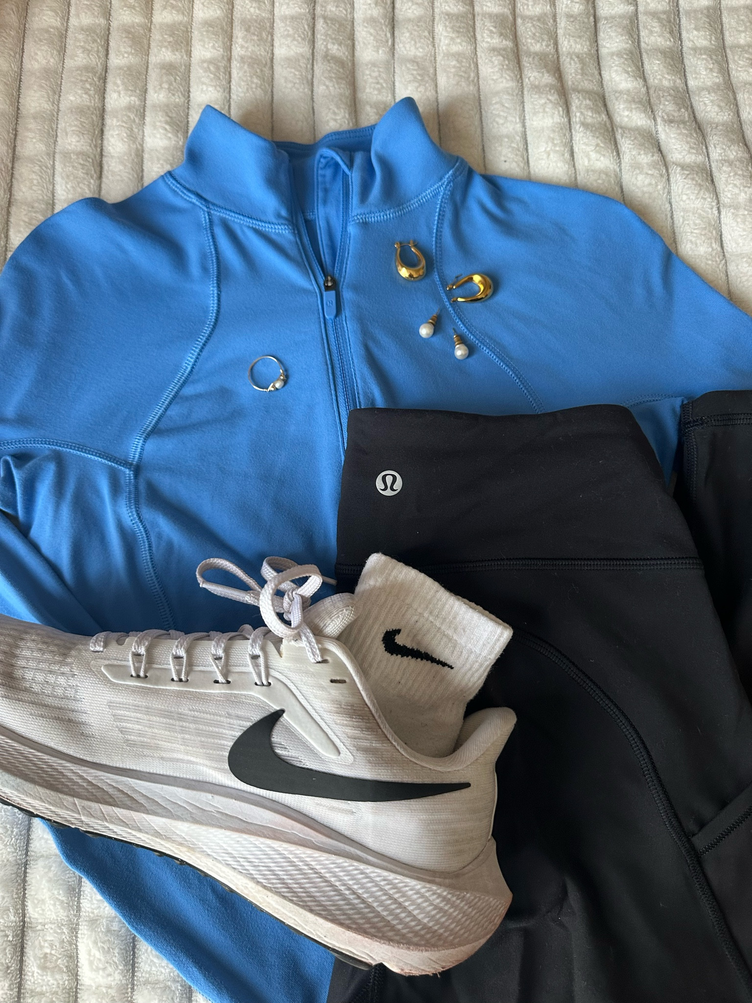 workout outfit 

#LTKActive #LTKxMadewell #LTKfitness