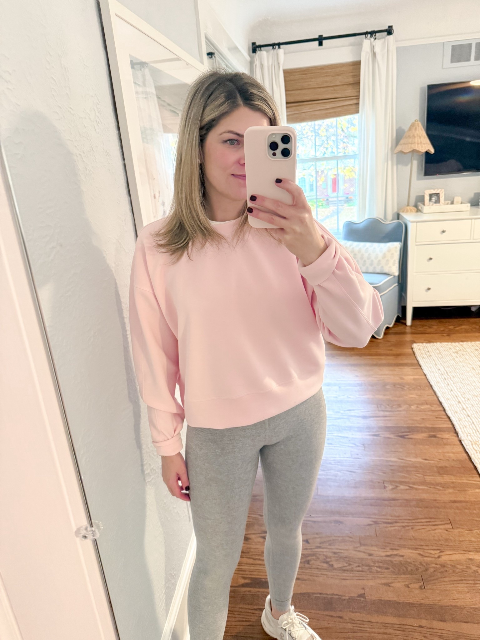 Amazon sweatshirt 

#LTKActive #LTKmomlife