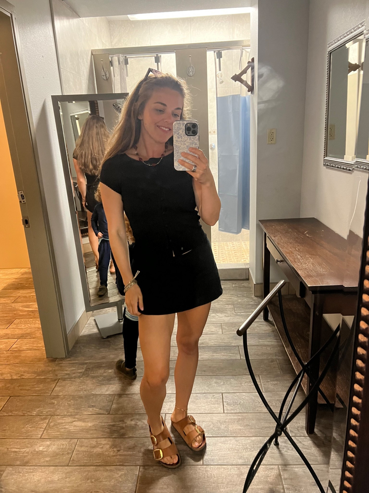 Ootd for a welcome back bbq as a hockey mom 🤭

#LTKStyleTip