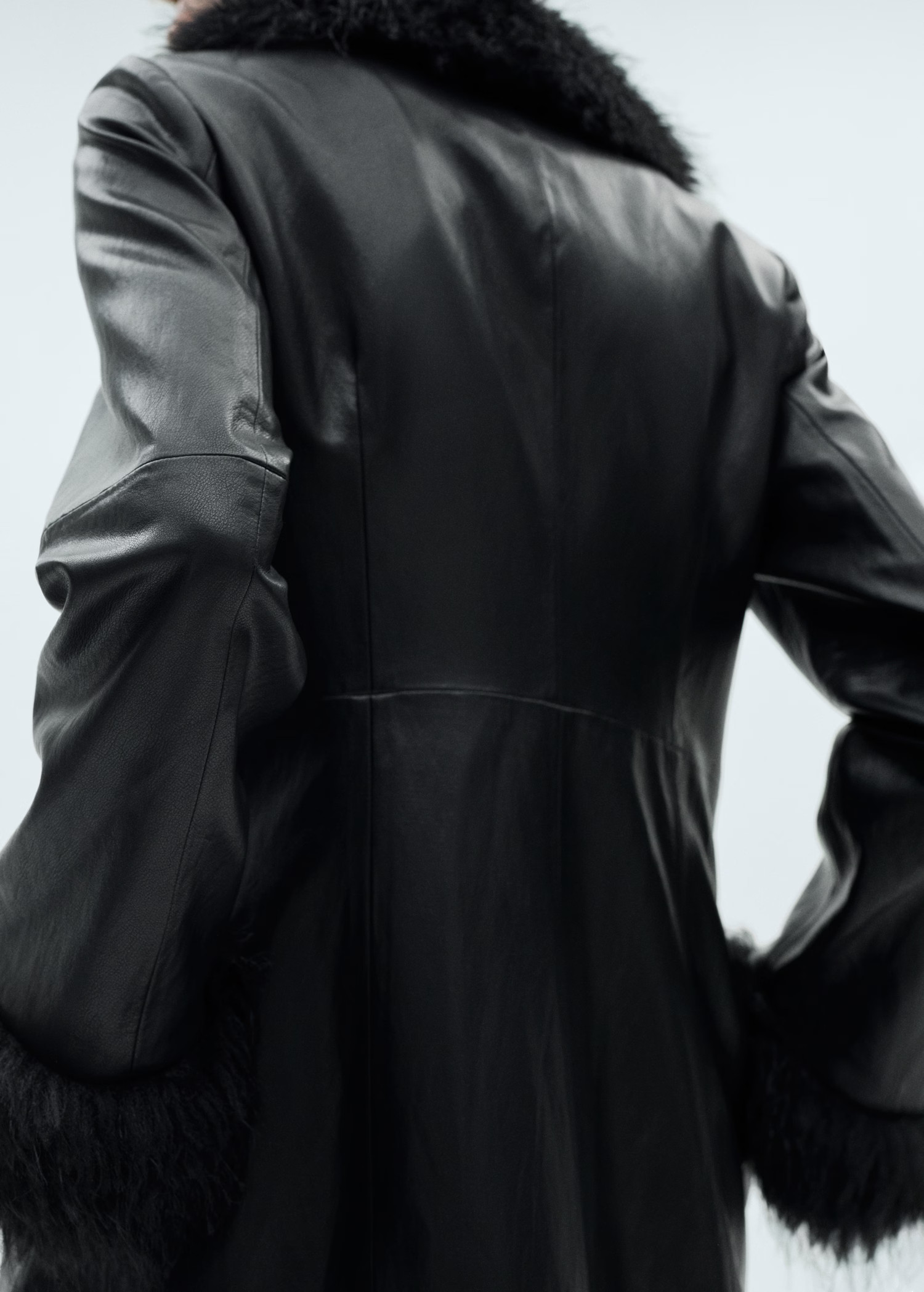 Shearling-lined fur-effect coat - Women | MANGO USA | Mango (US/MX/AU)