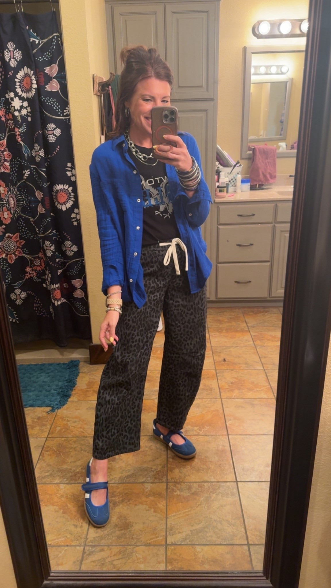 Barrel jeans for spring! Teacher ootd, 

Wearing size smalls. Sneakers TTS. 

Spring style | outfit inspo | Amazon | ootd 

#LTKootd #LTKgrwm #LTKOver40